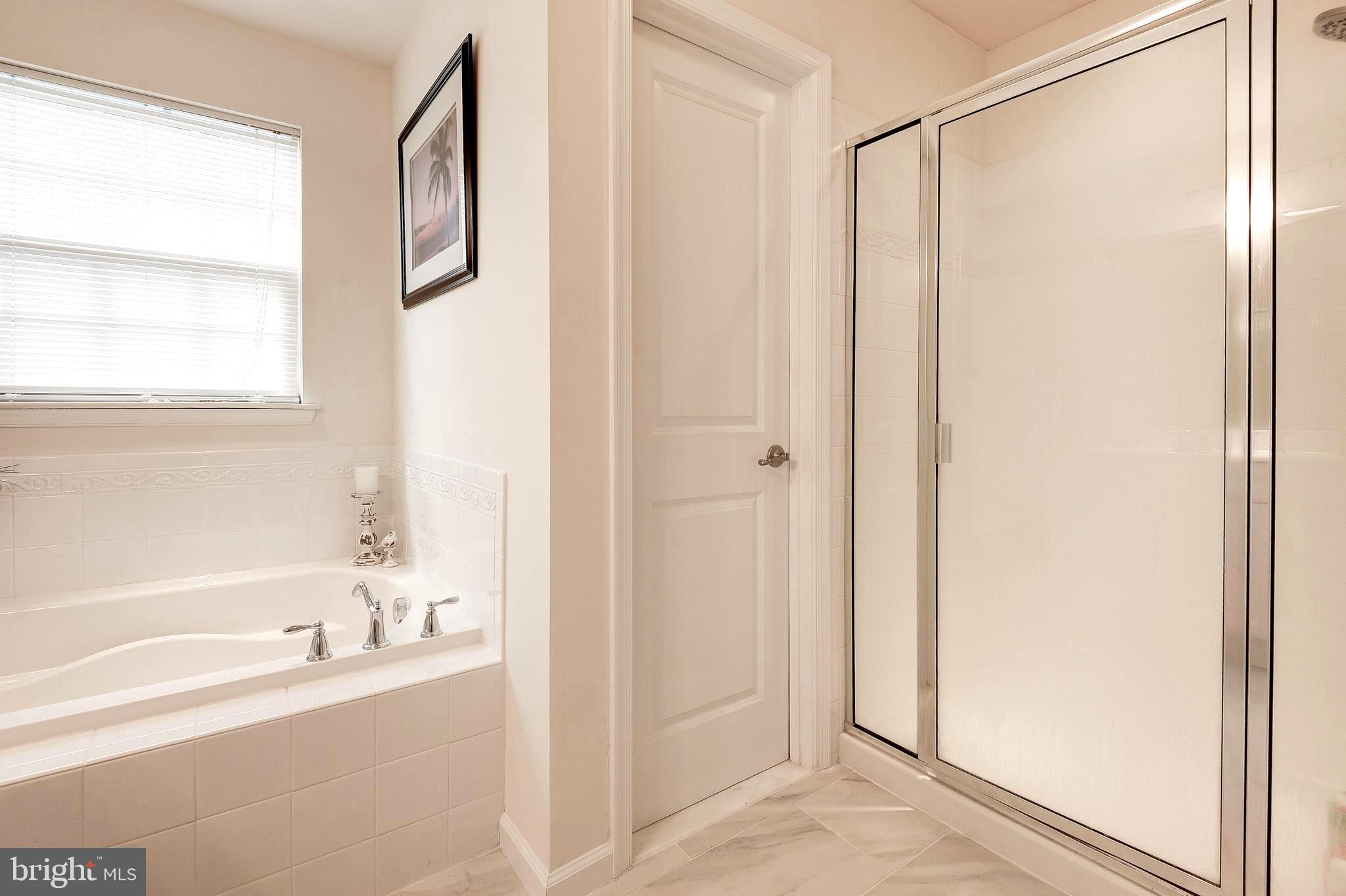 LOVETTSVILLE TOWN CENTER - Residential