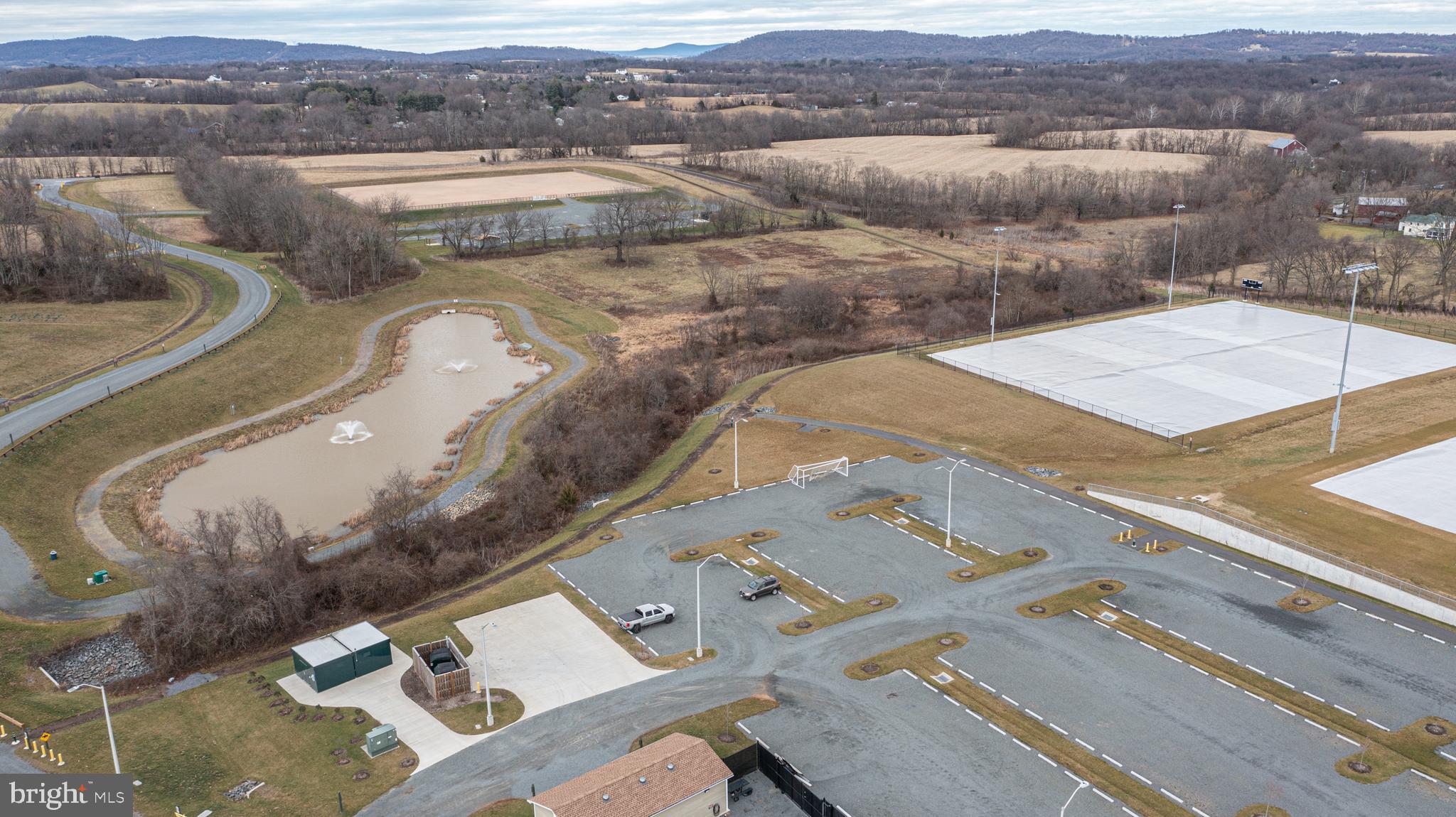 LOVETTSVILLE TOWN CENTER - Residential