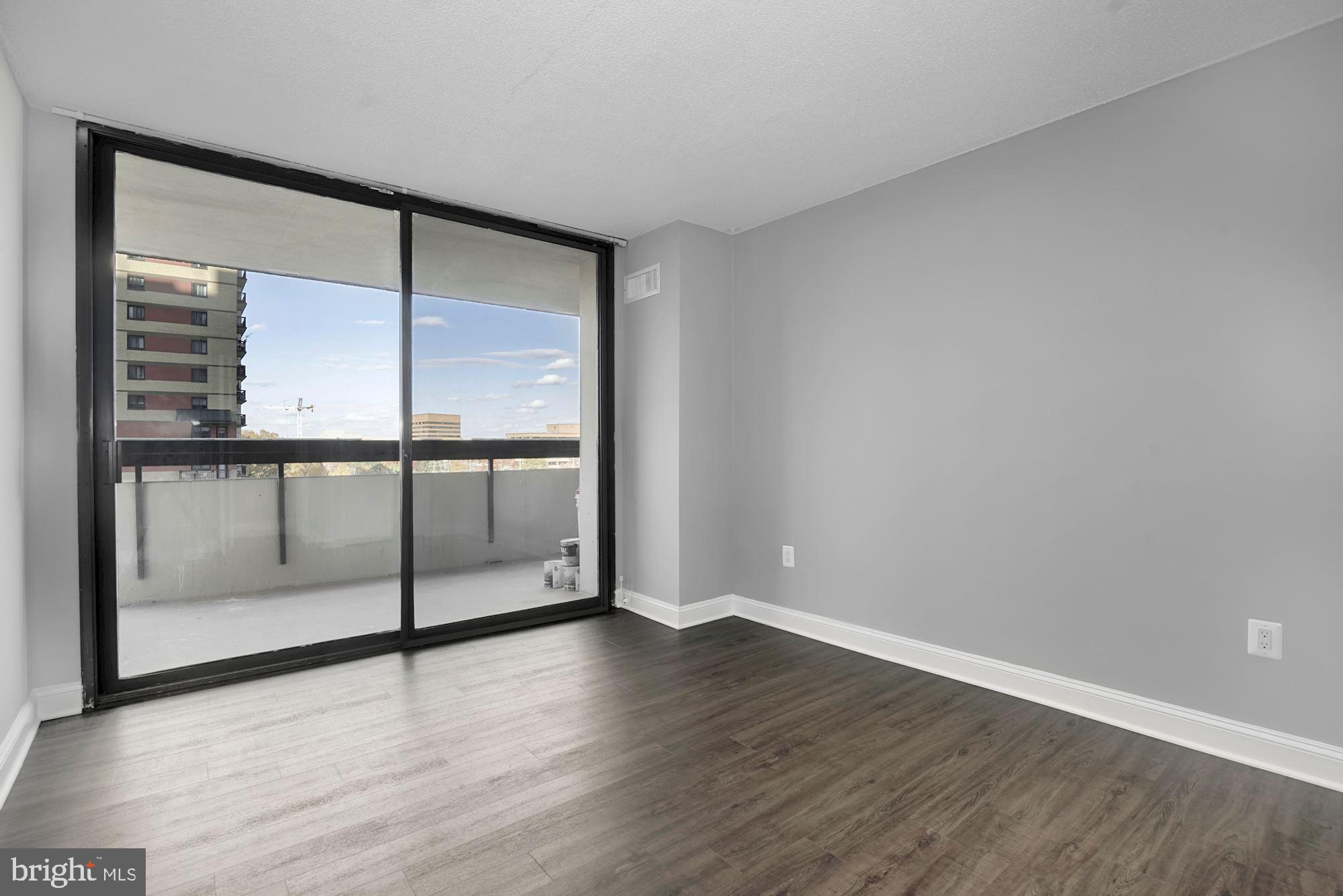 ALEXANDRIA HOUSE - Residential