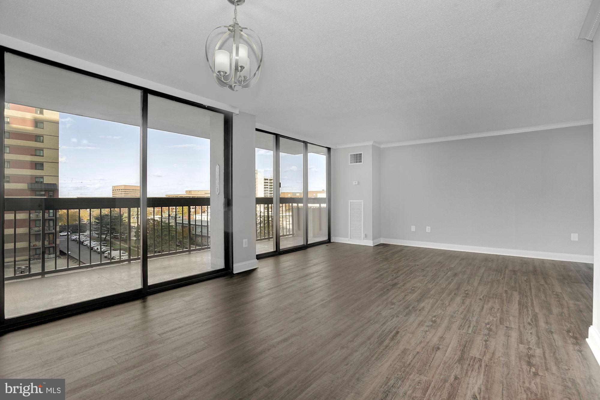 ALEXANDRIA HOUSE - Residential