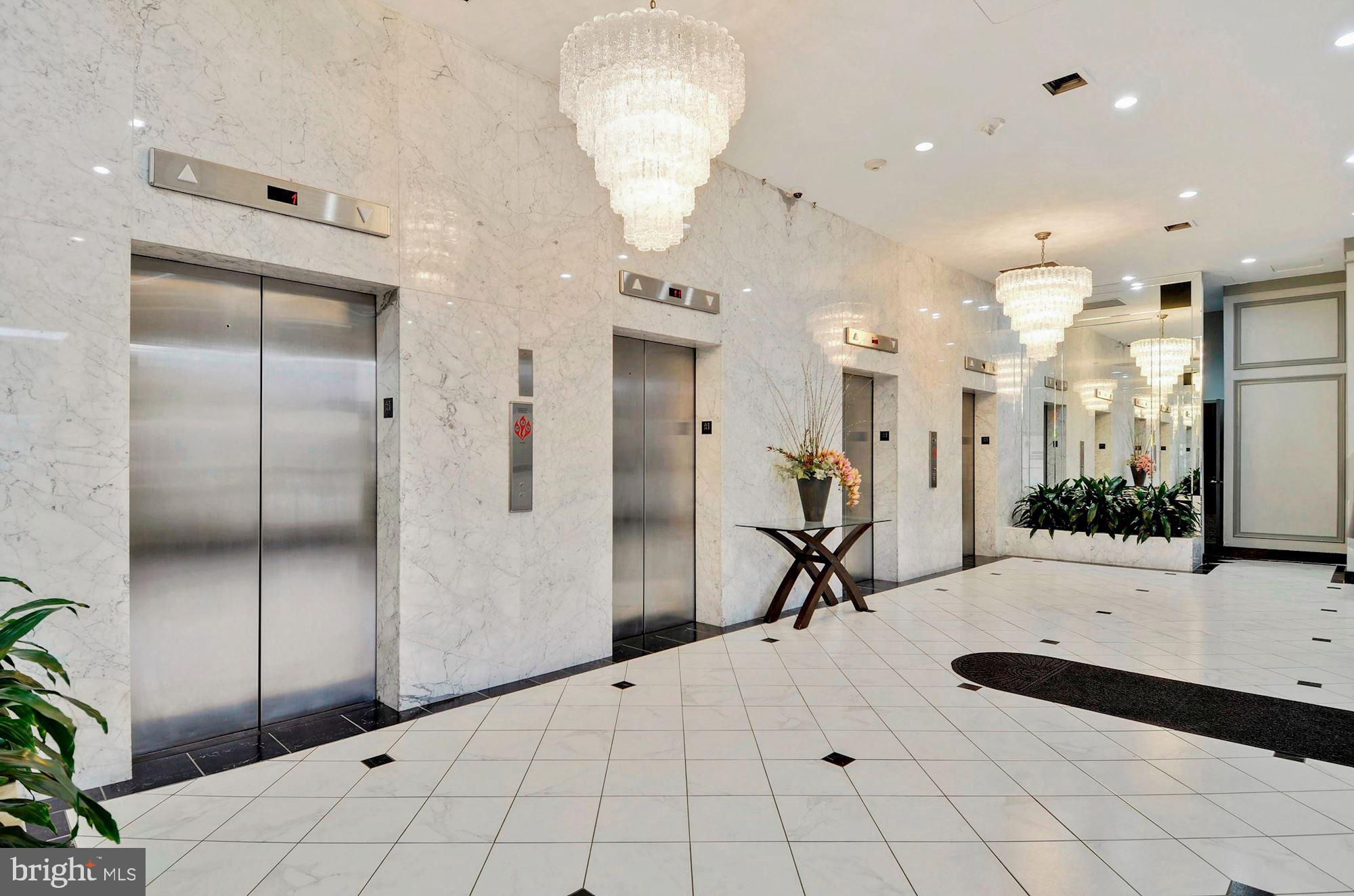 ALEXANDRIA HOUSE - Residential