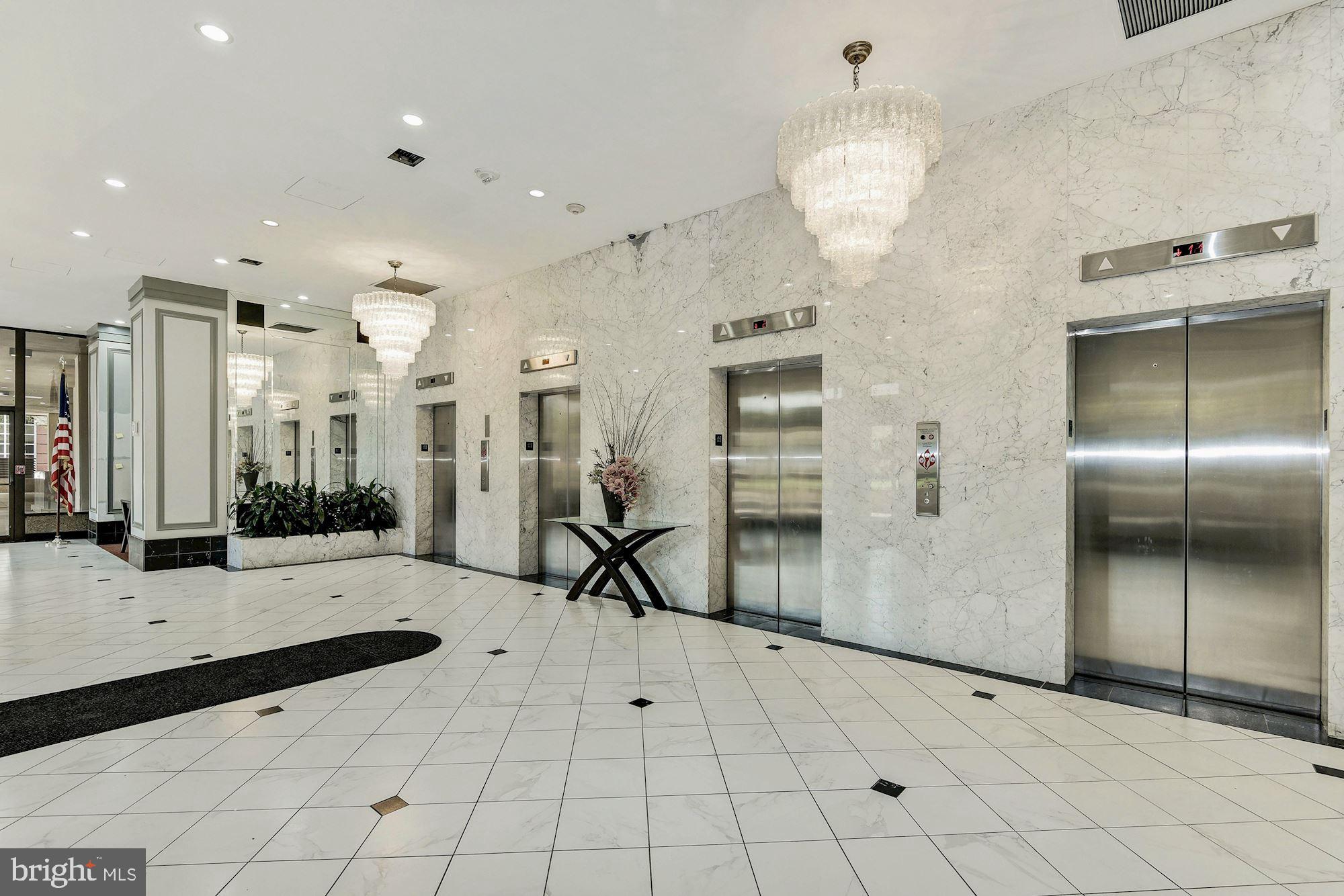 ALEXANDRIA HOUSE - Residential