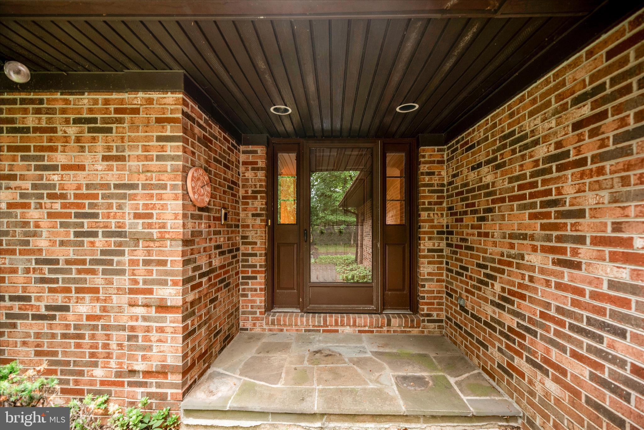 SUNNYMEADE - Residential