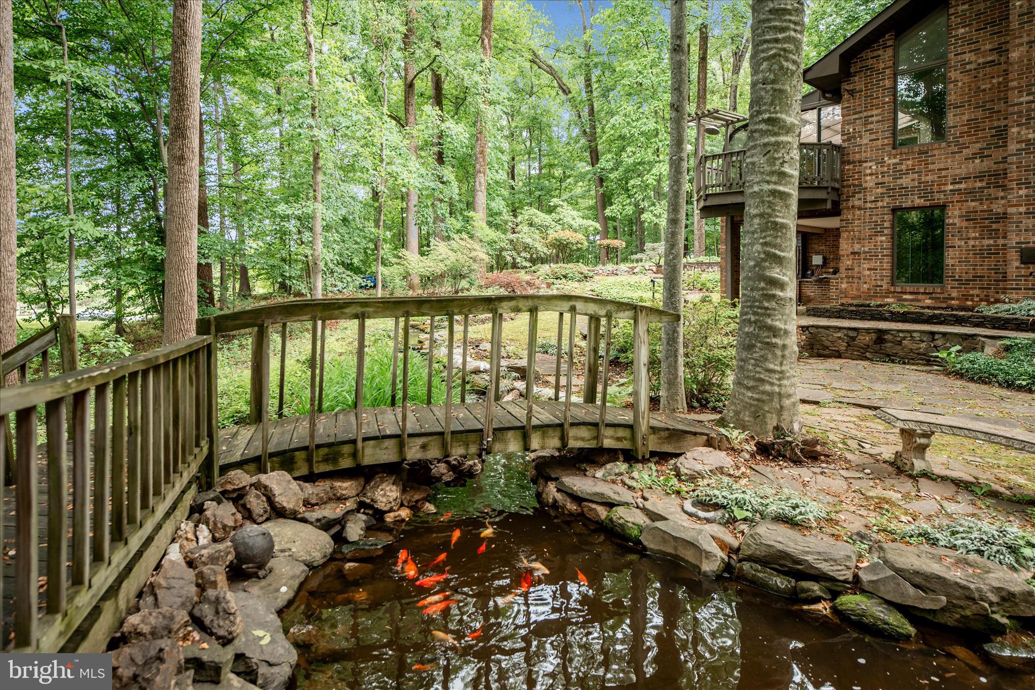 SUNNYMEADE - Residential