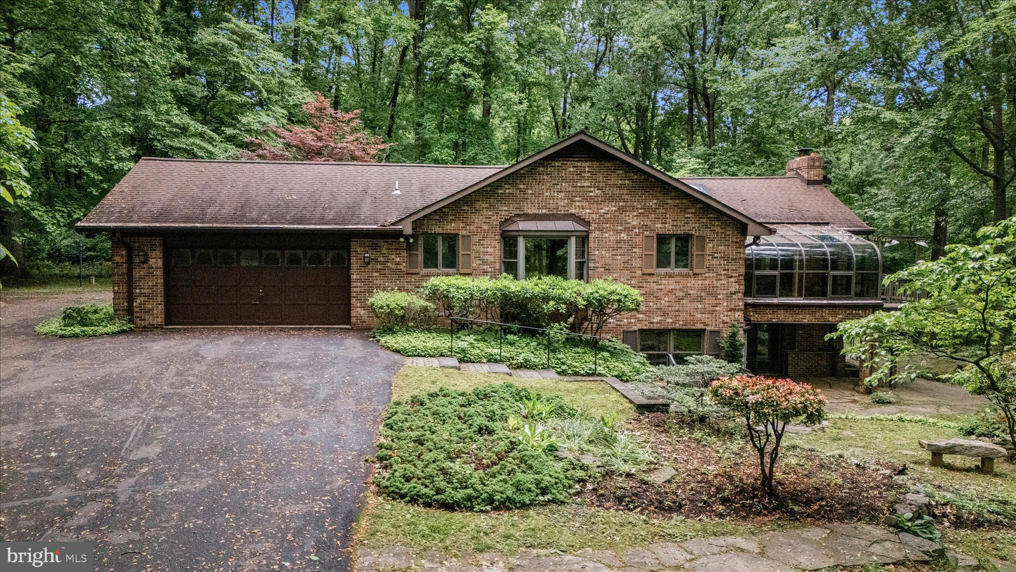 SUNNYMEADE - Residential