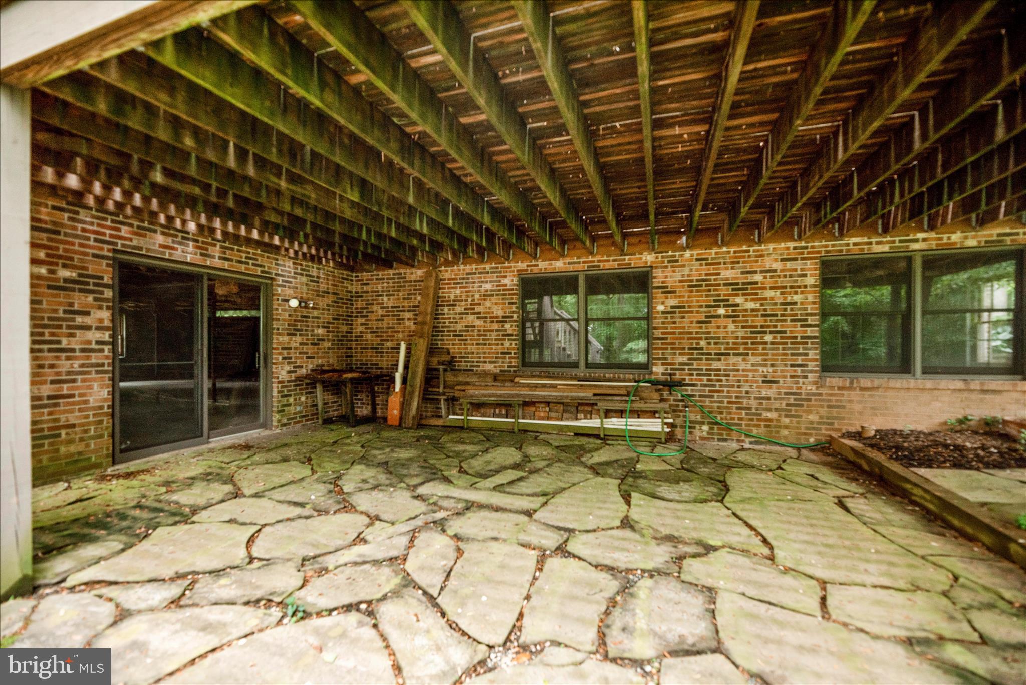 SUNNYMEADE - Residential
