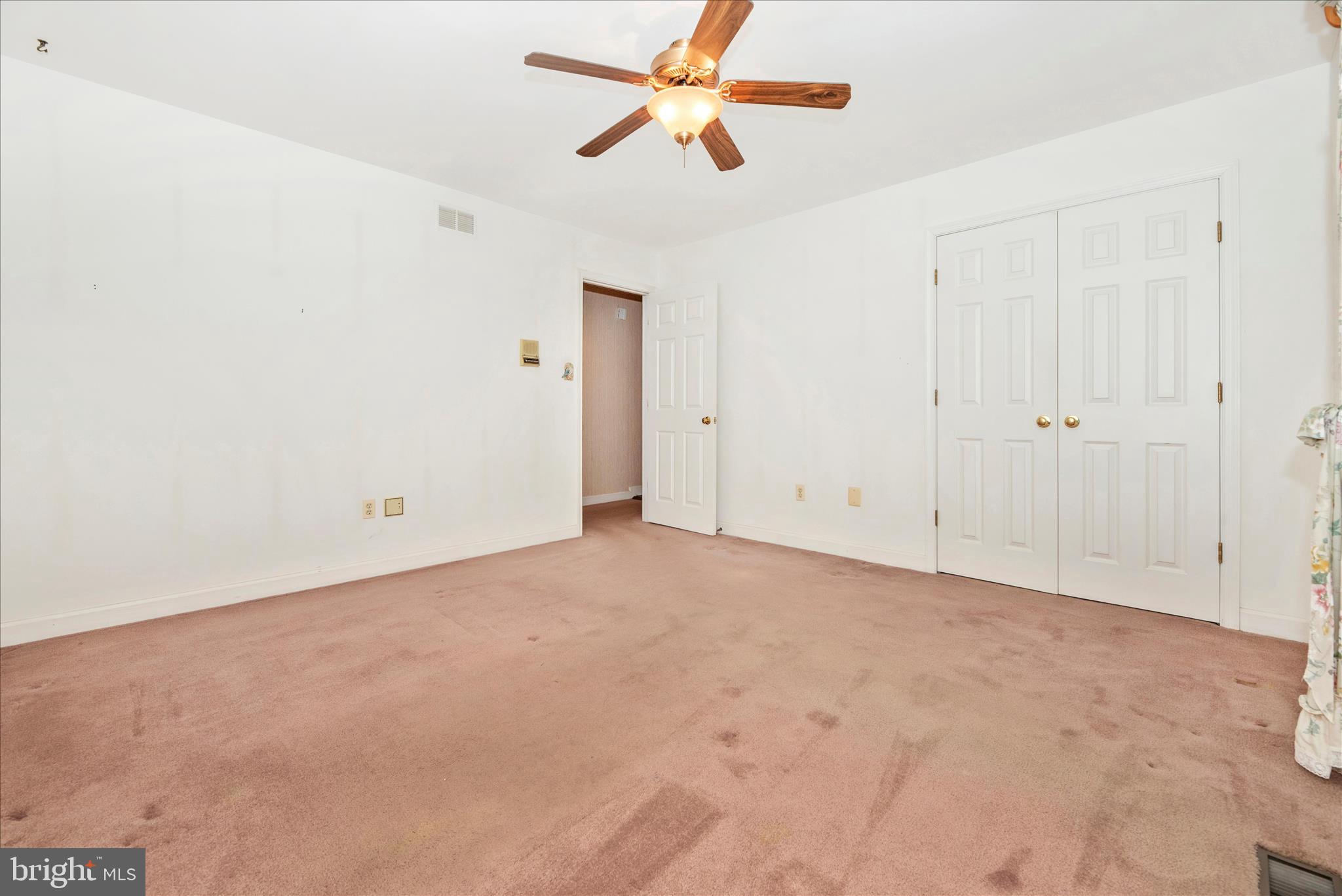 SUNNYMEADE - Residential