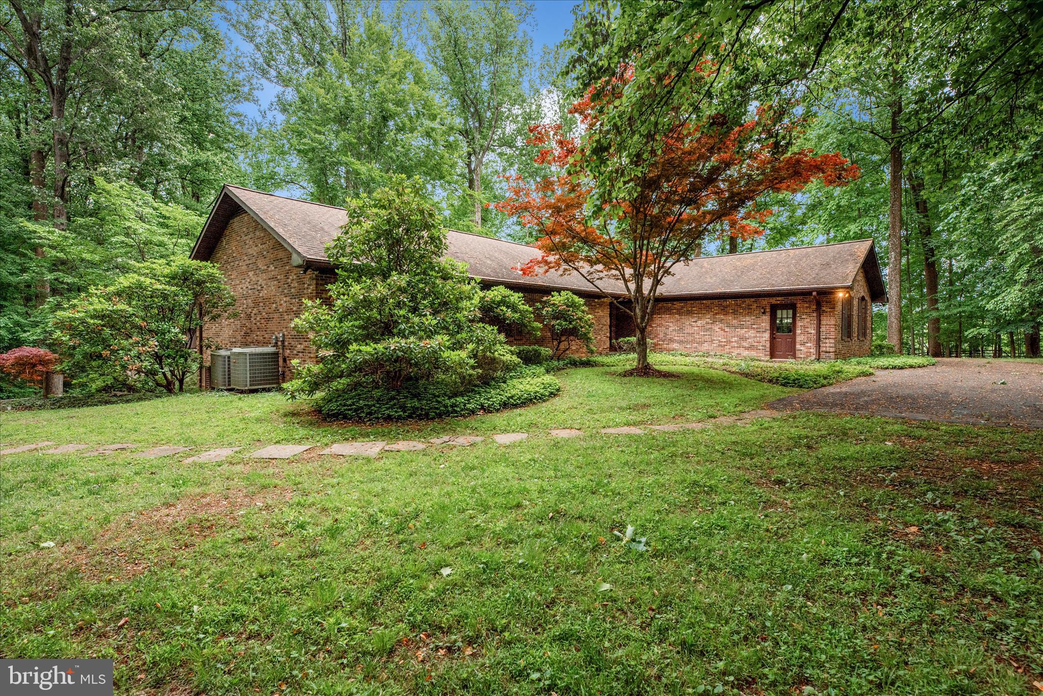 SUNNYMEADE - Residential