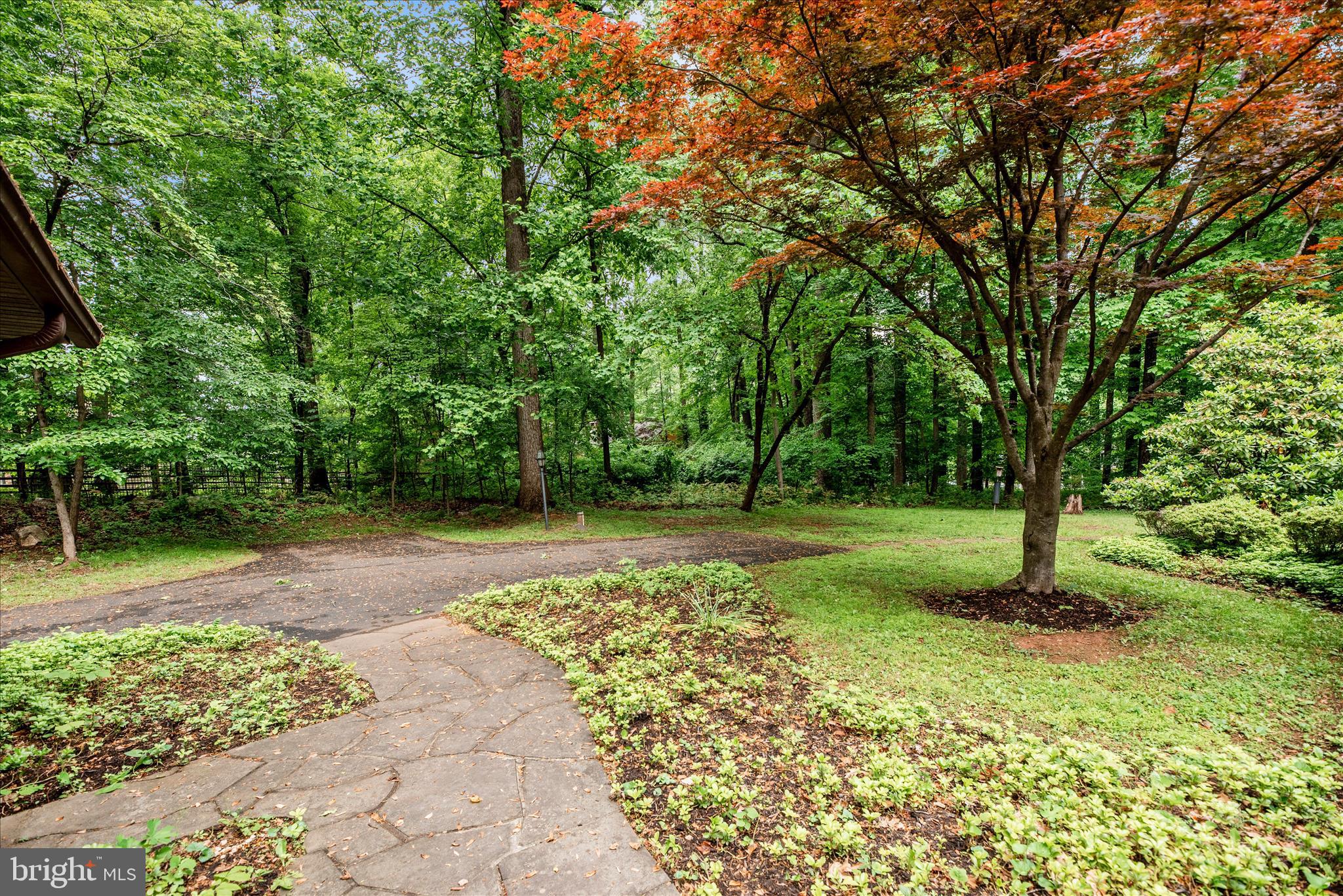 SUNNYMEADE - Residential