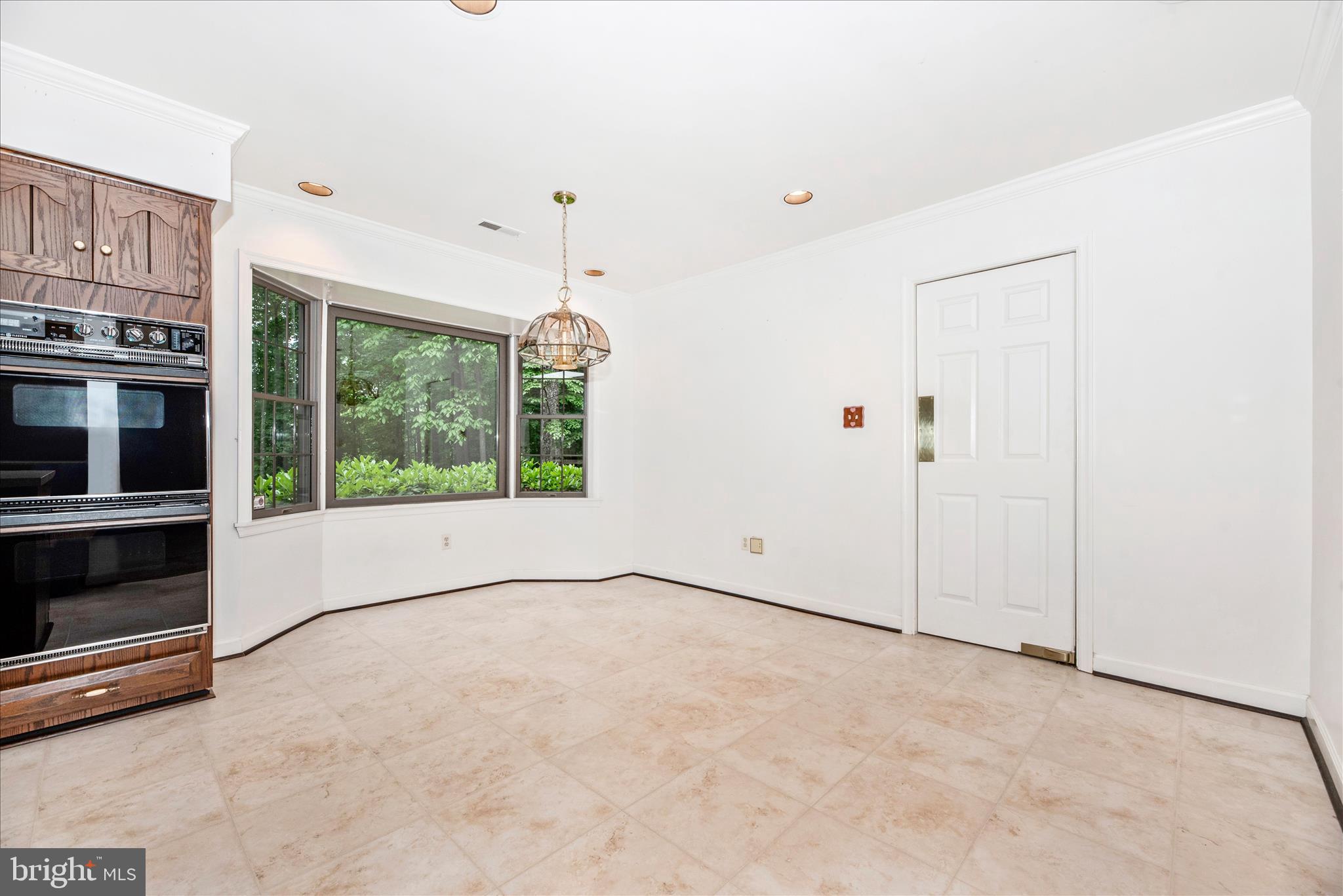 SUNNYMEADE - Residential