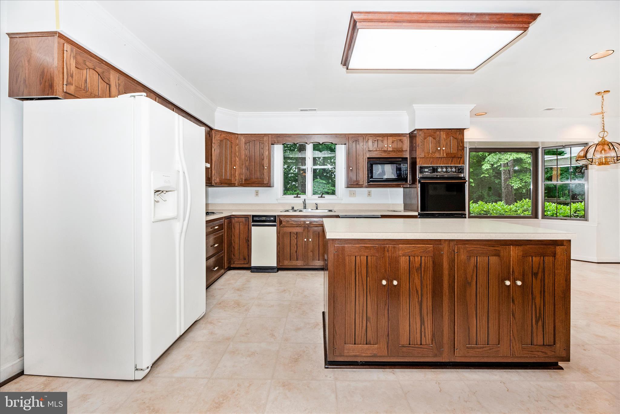 SUNNYMEADE - Residential