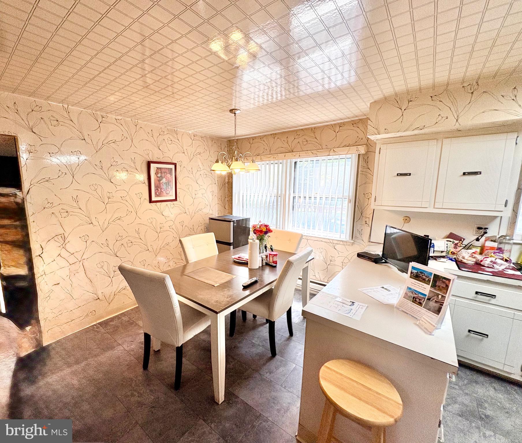 JUSTA FARMS - Residential