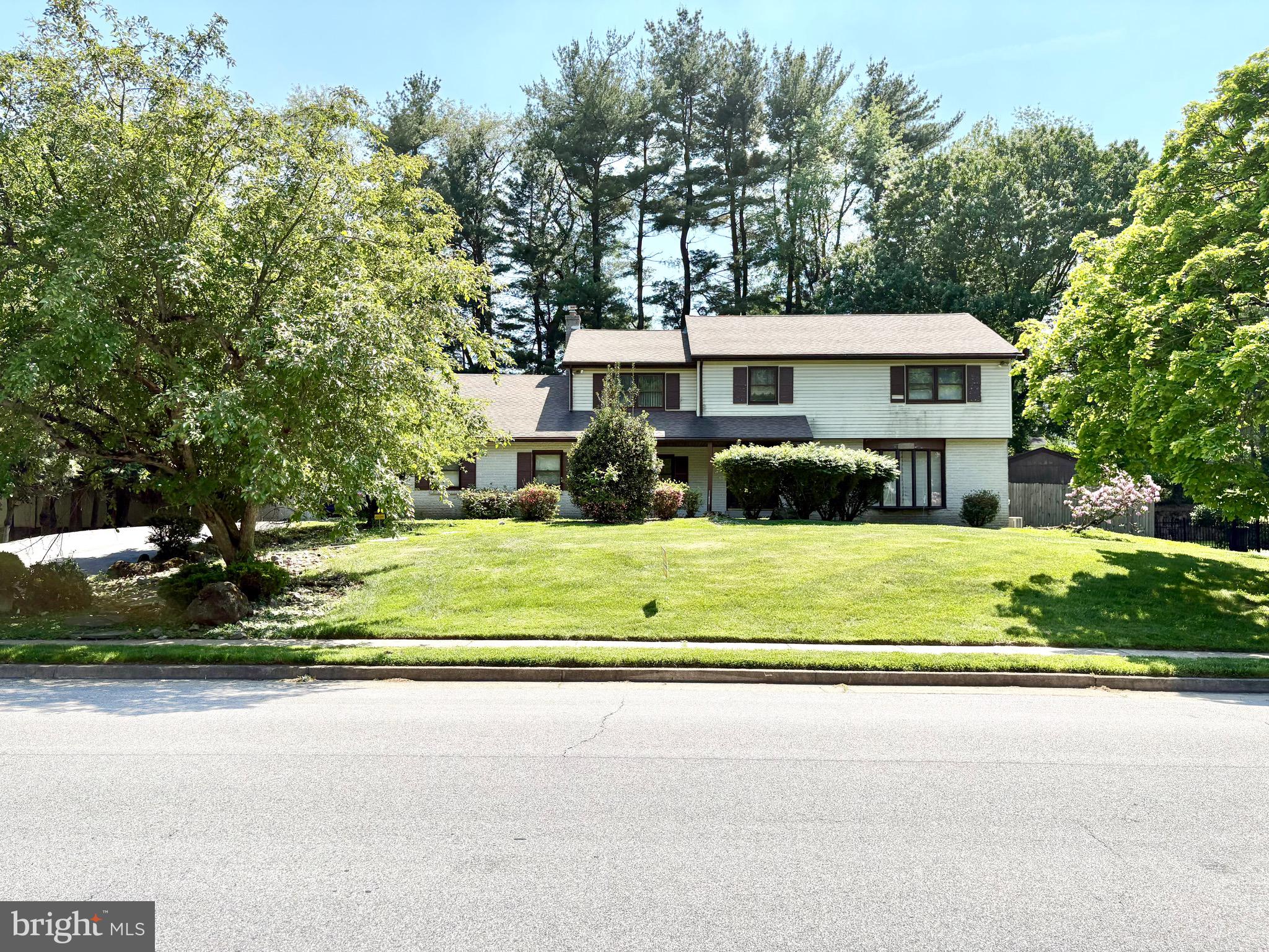 JUSTA FARMS - Residential