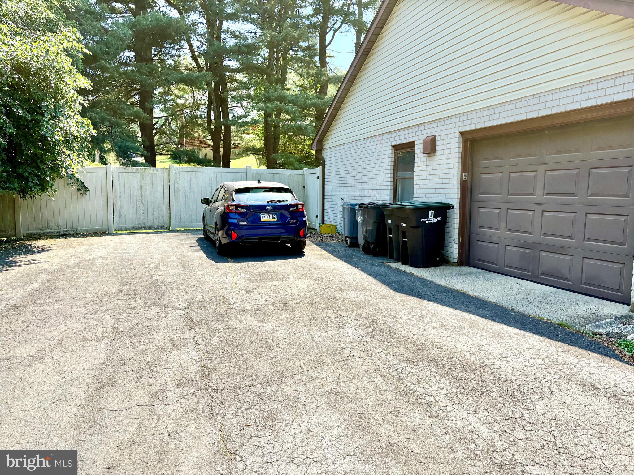 JUSTA FARMS - Residential