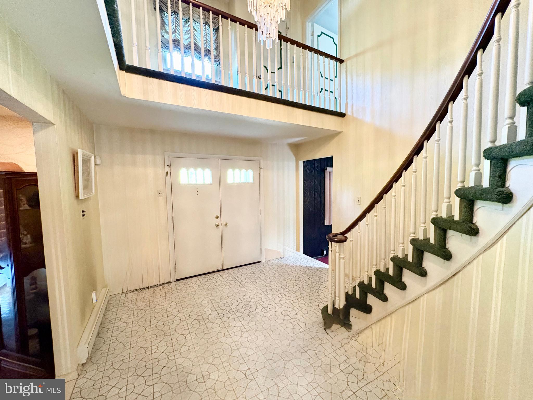 JUSTA FARMS - Residential
