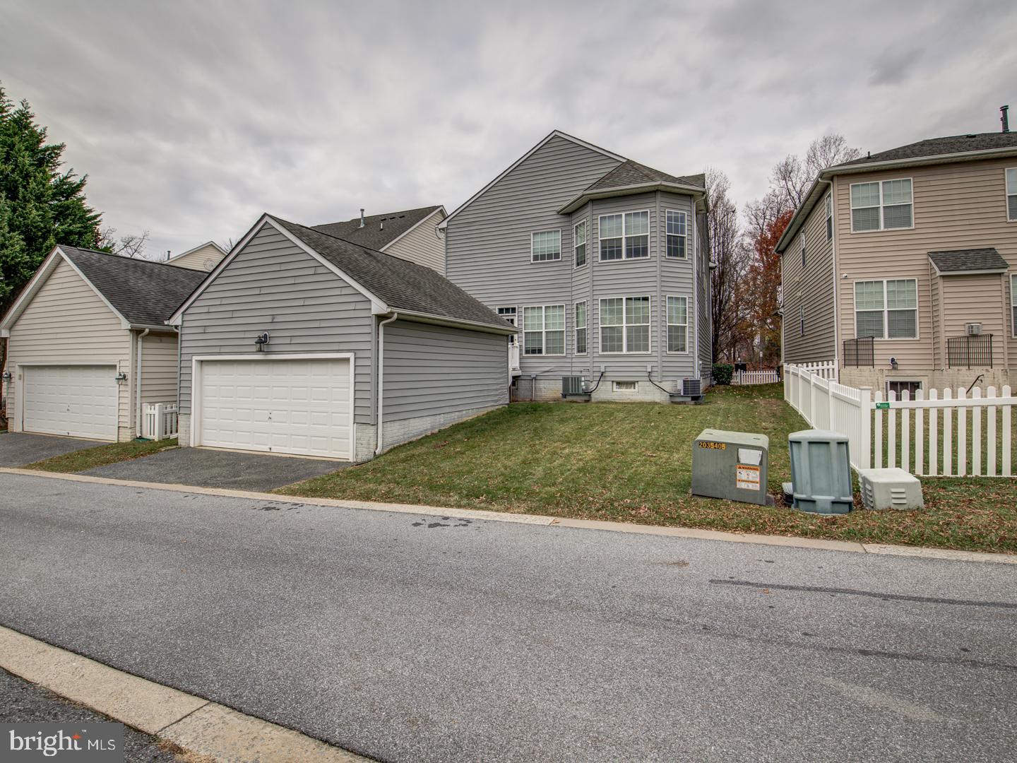 GREENWAY VILLAGE - Residential