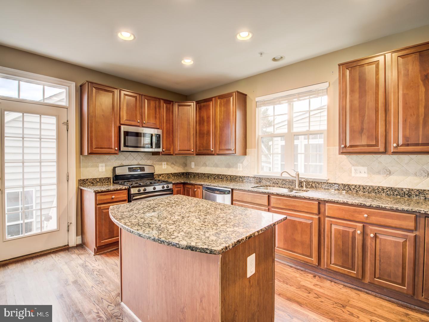 GREENWAY VILLAGE - Residential