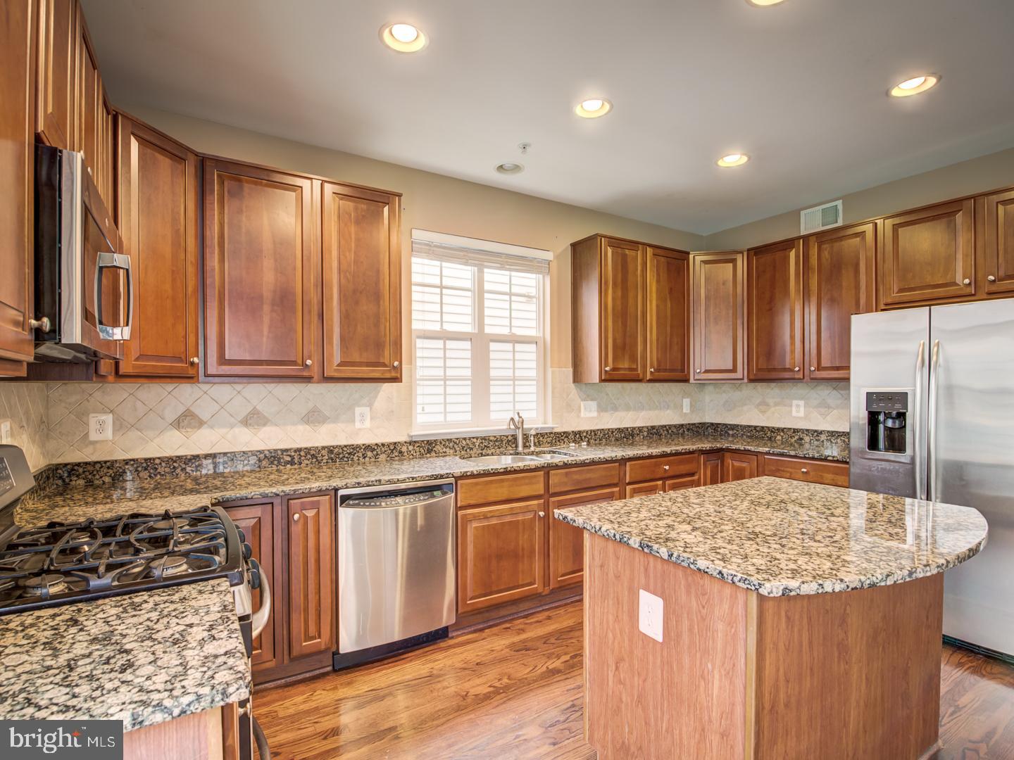 GREENWAY VILLAGE - Residential