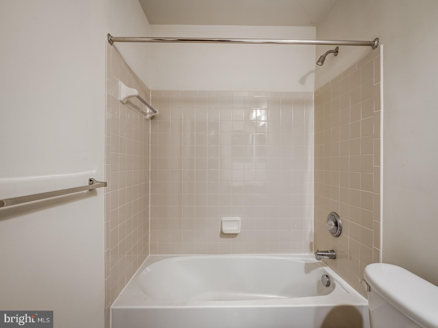 GREENWAY VILLAGE - Residential