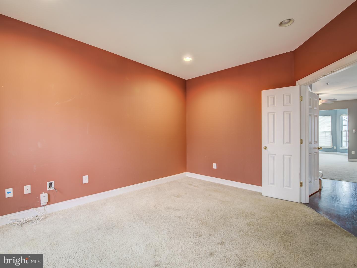 GREENWAY VILLAGE - Residential