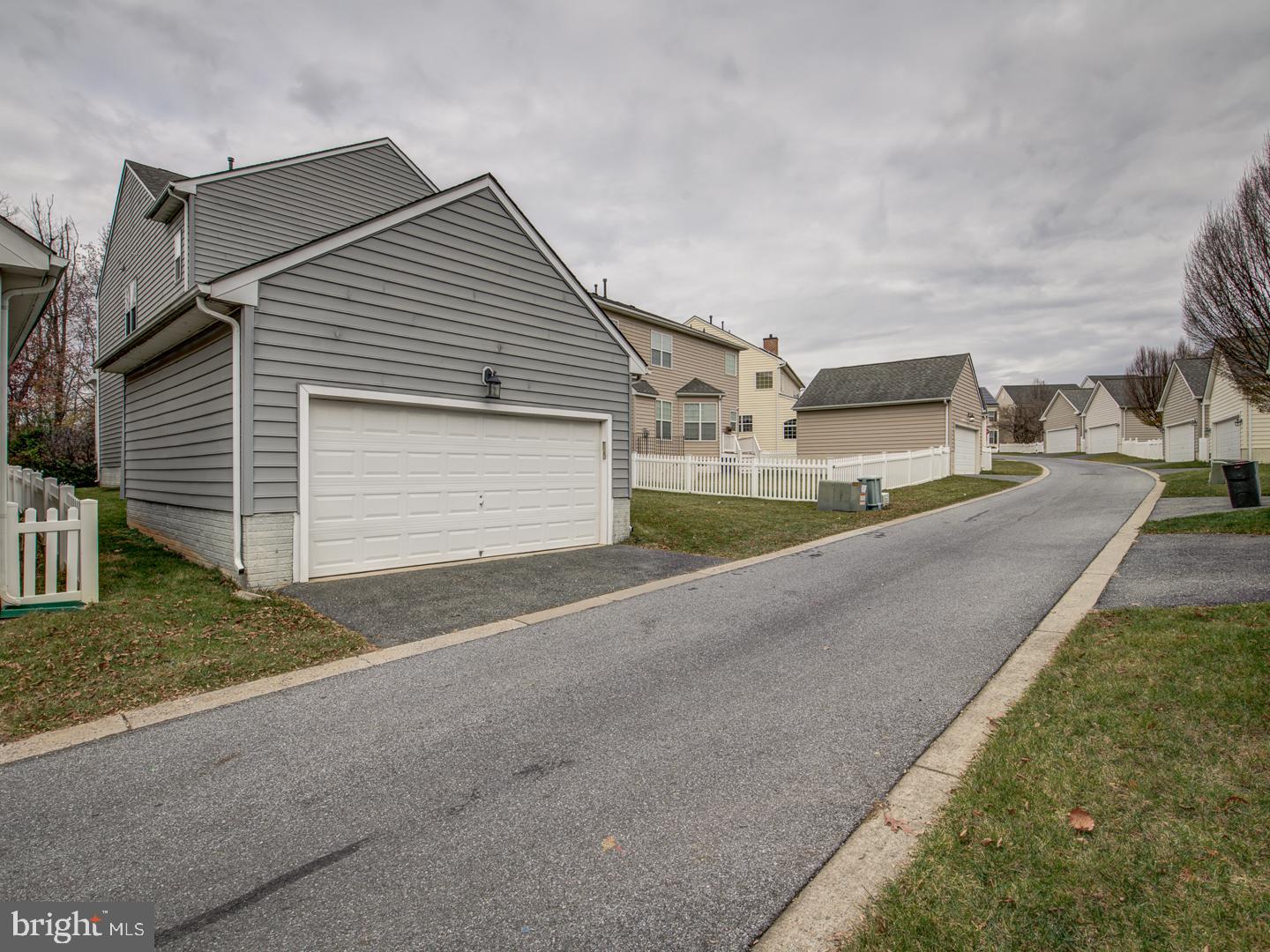 GREENWAY VILLAGE - Residential