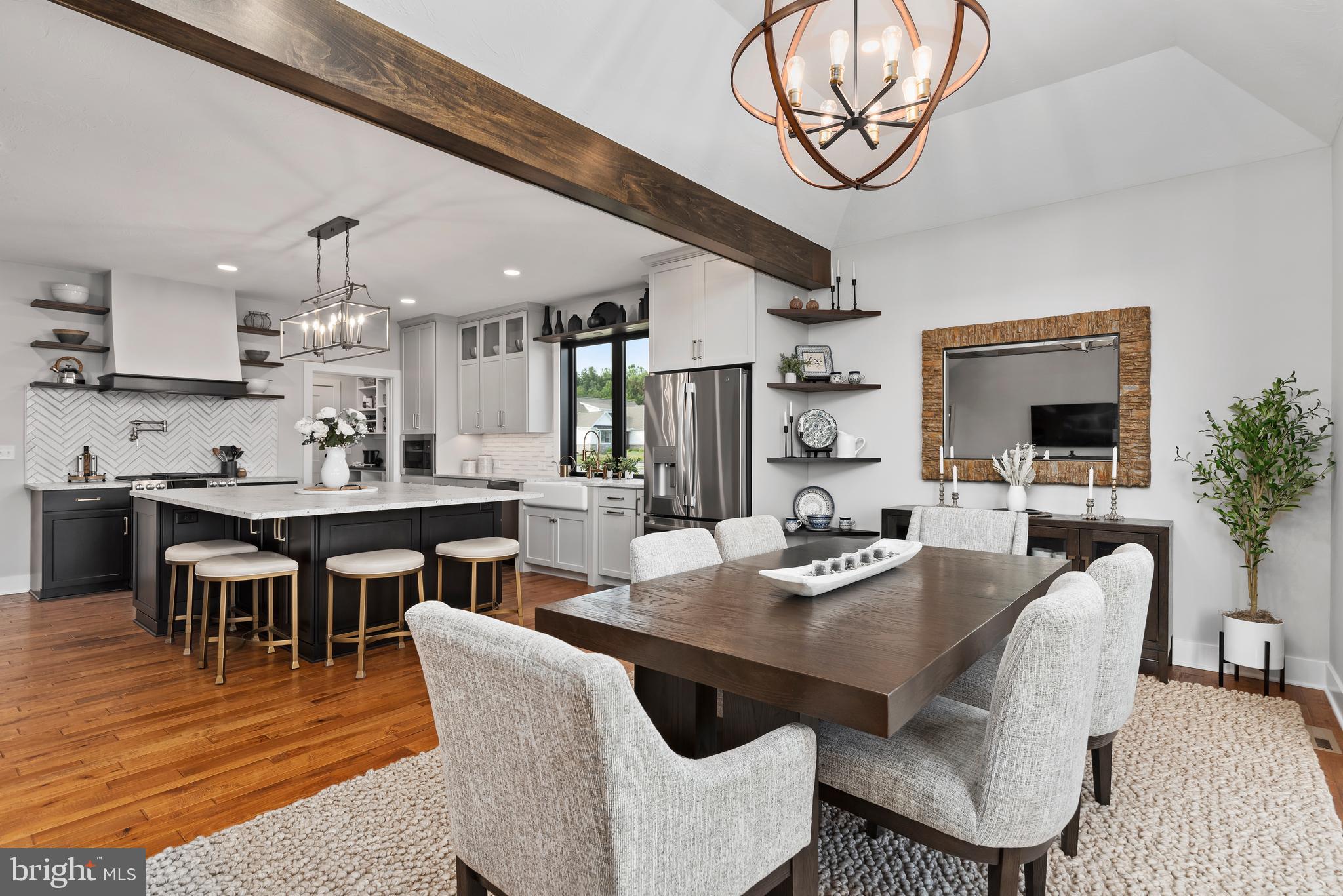 STONEHILL FARM - Residential