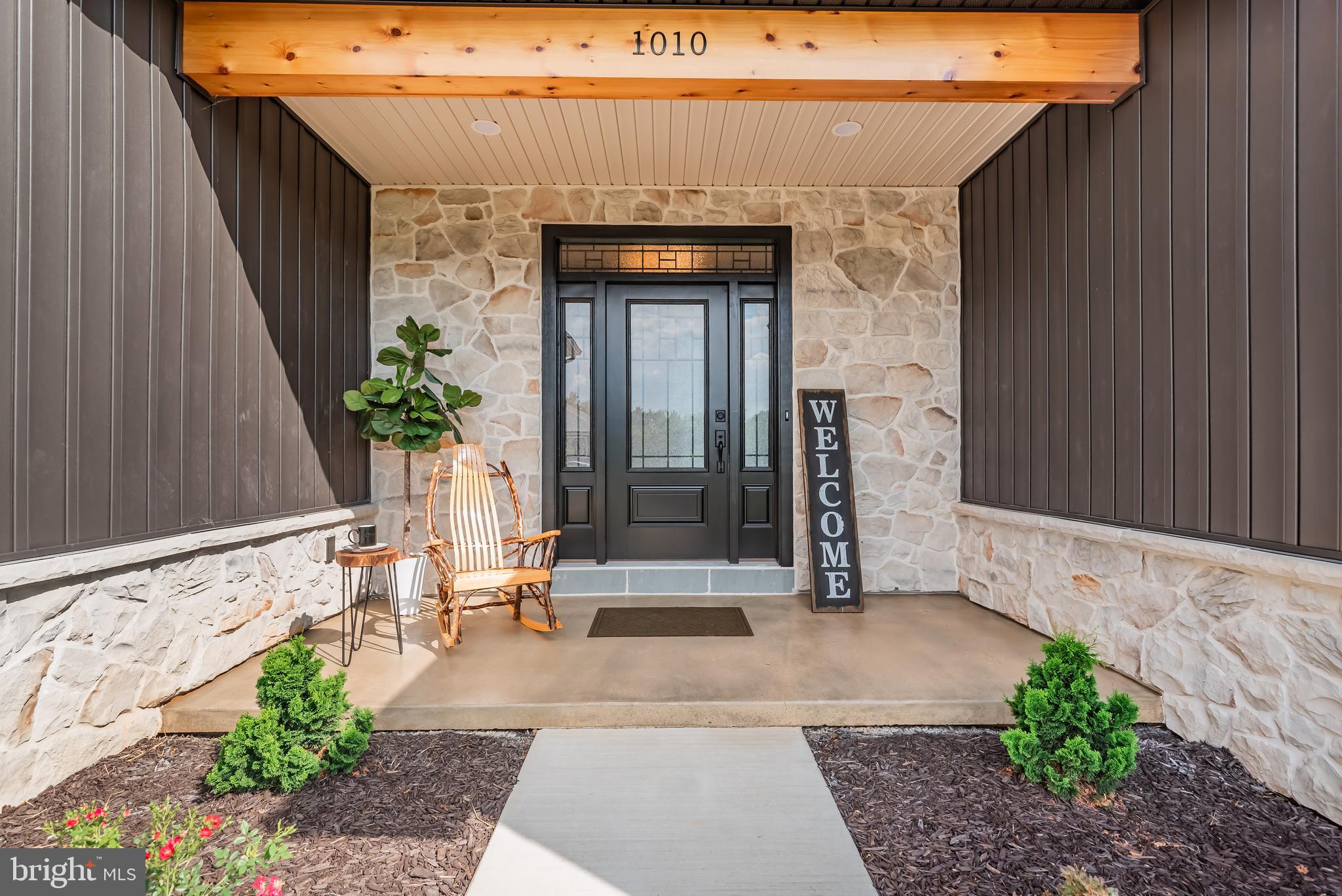 STONEHILL FARM - Residential