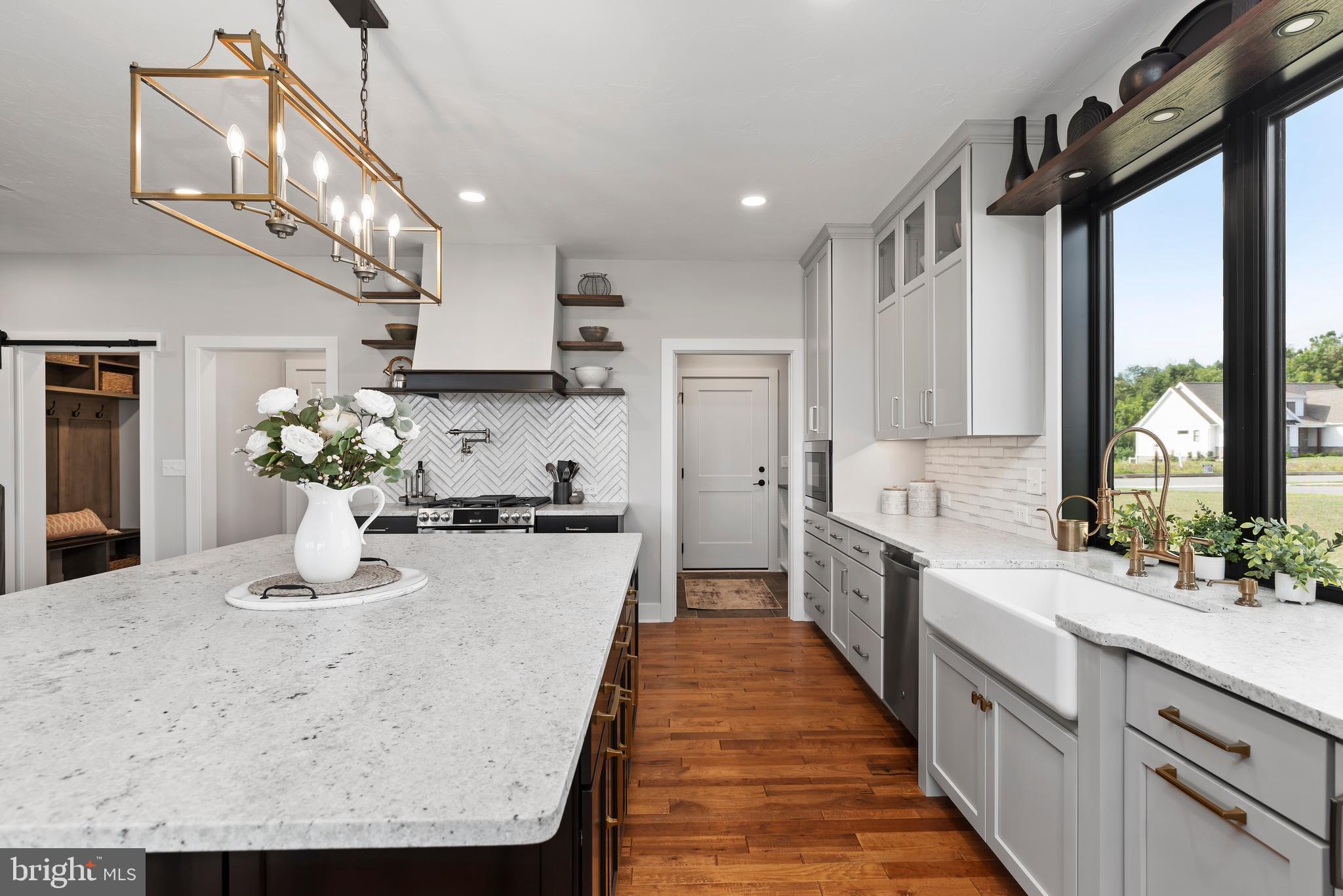 STONEHILL FARM - Residential