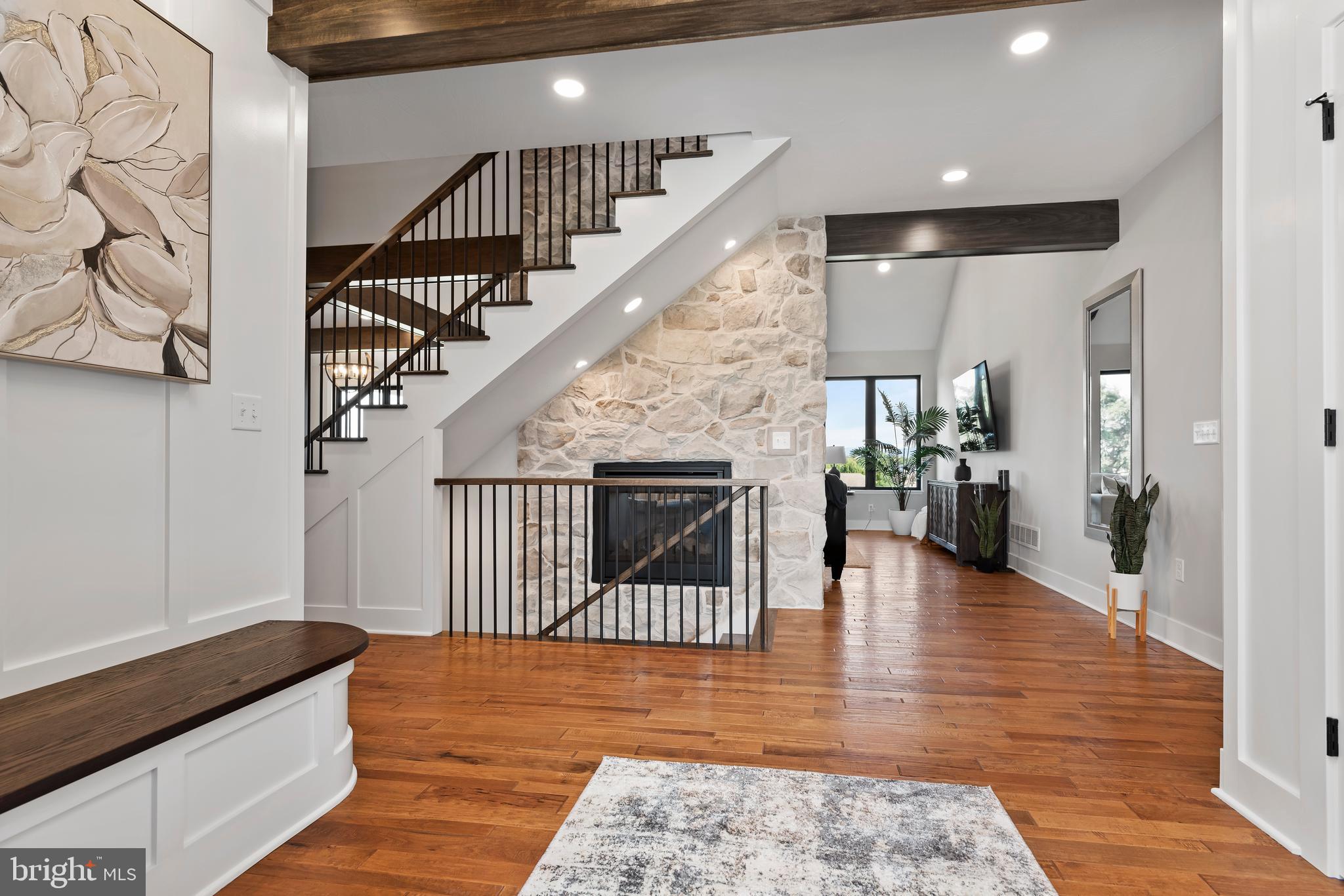 STONEHILL FARM - Residential