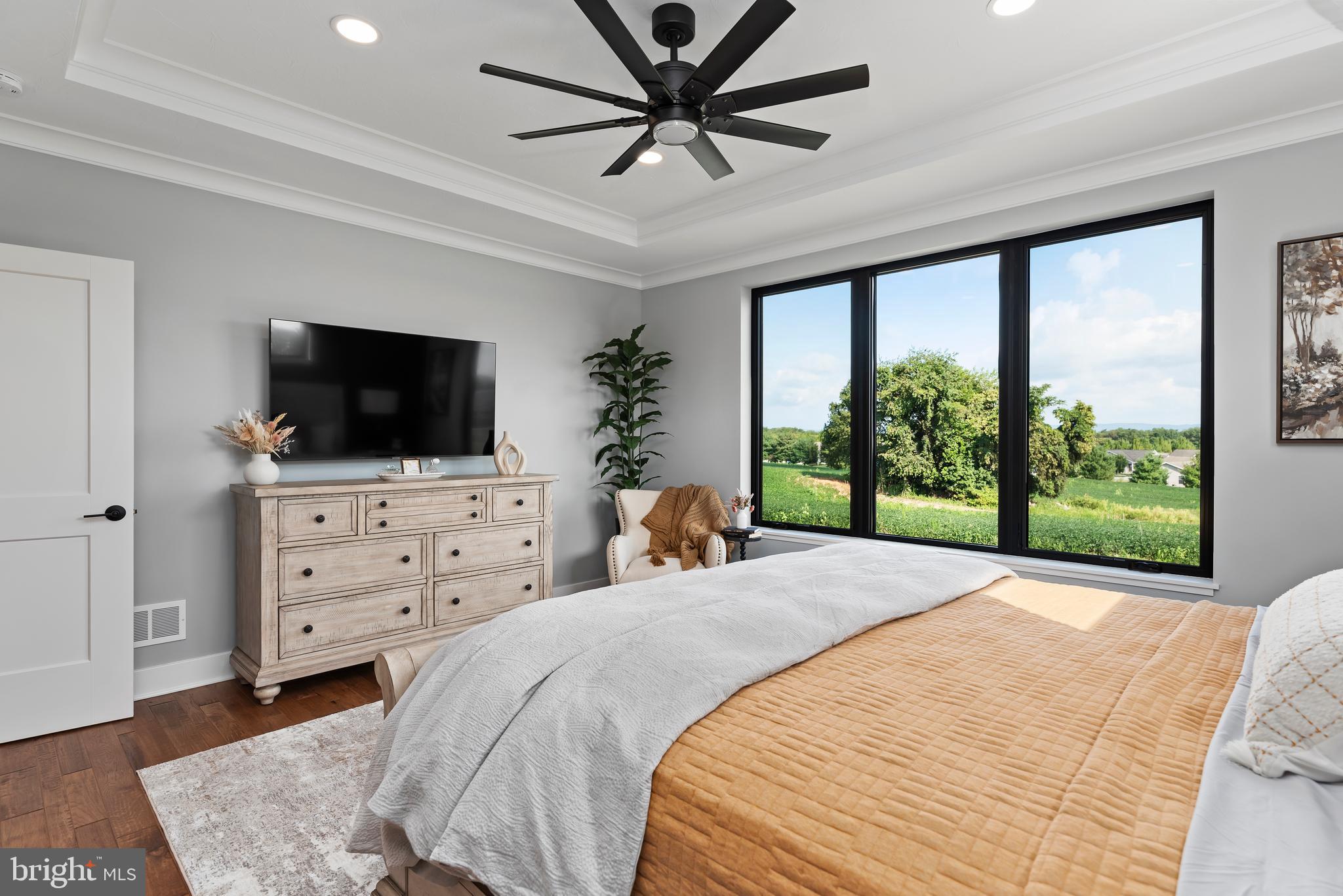 STONEHILL FARM - Residential