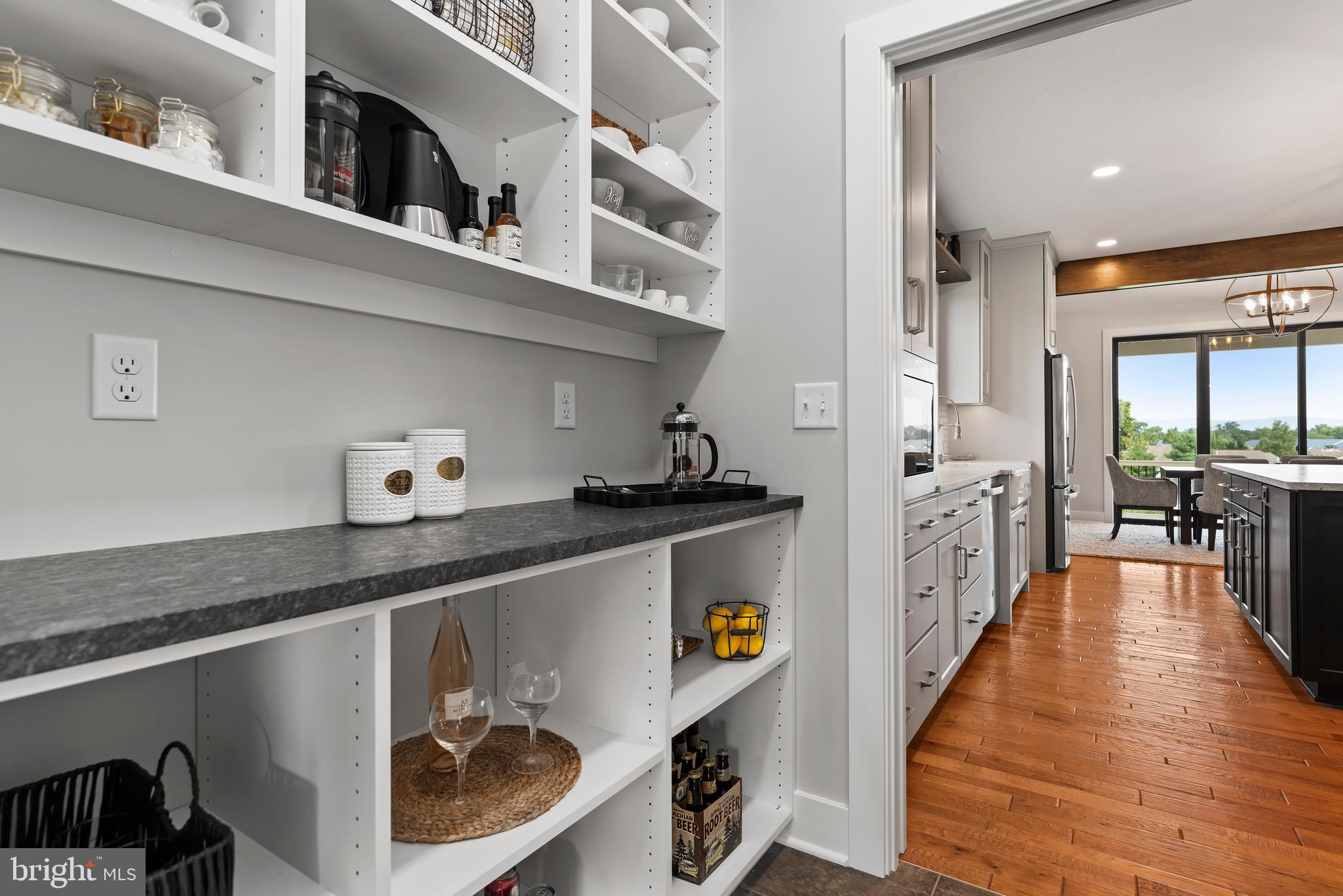 STONEHILL FARM - Residential