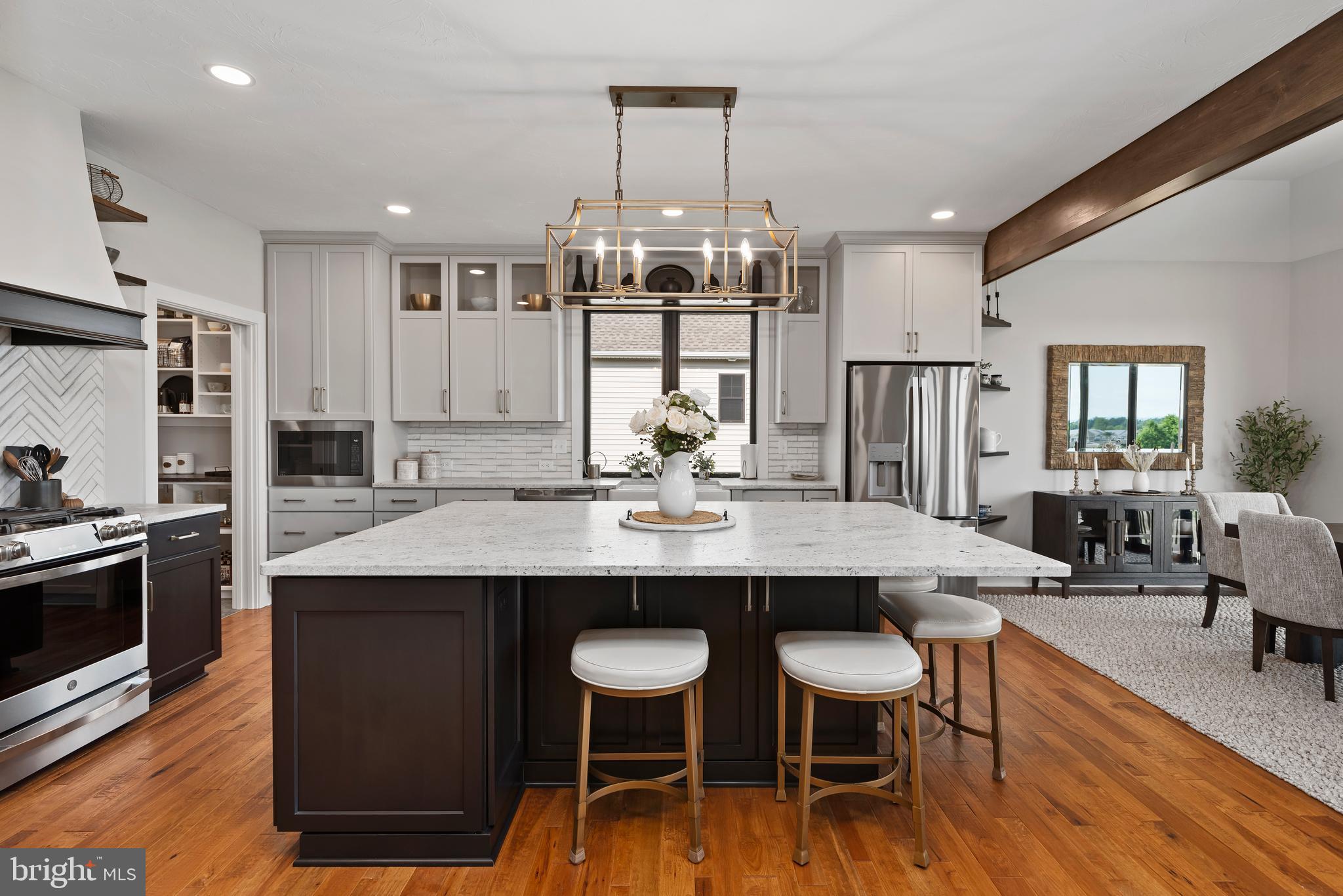 STONEHILL FARM - Residential