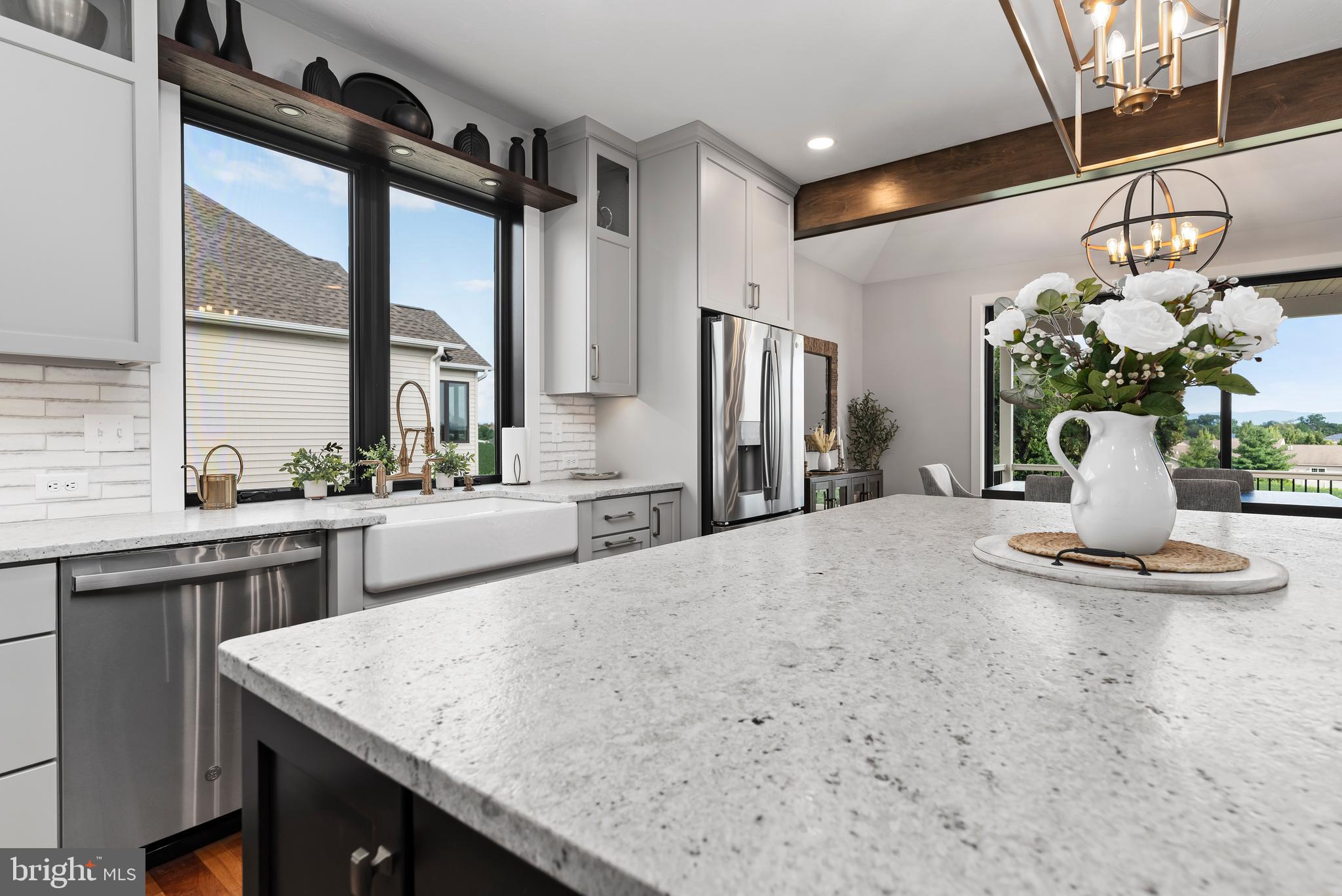 STONEHILL FARM - Residential