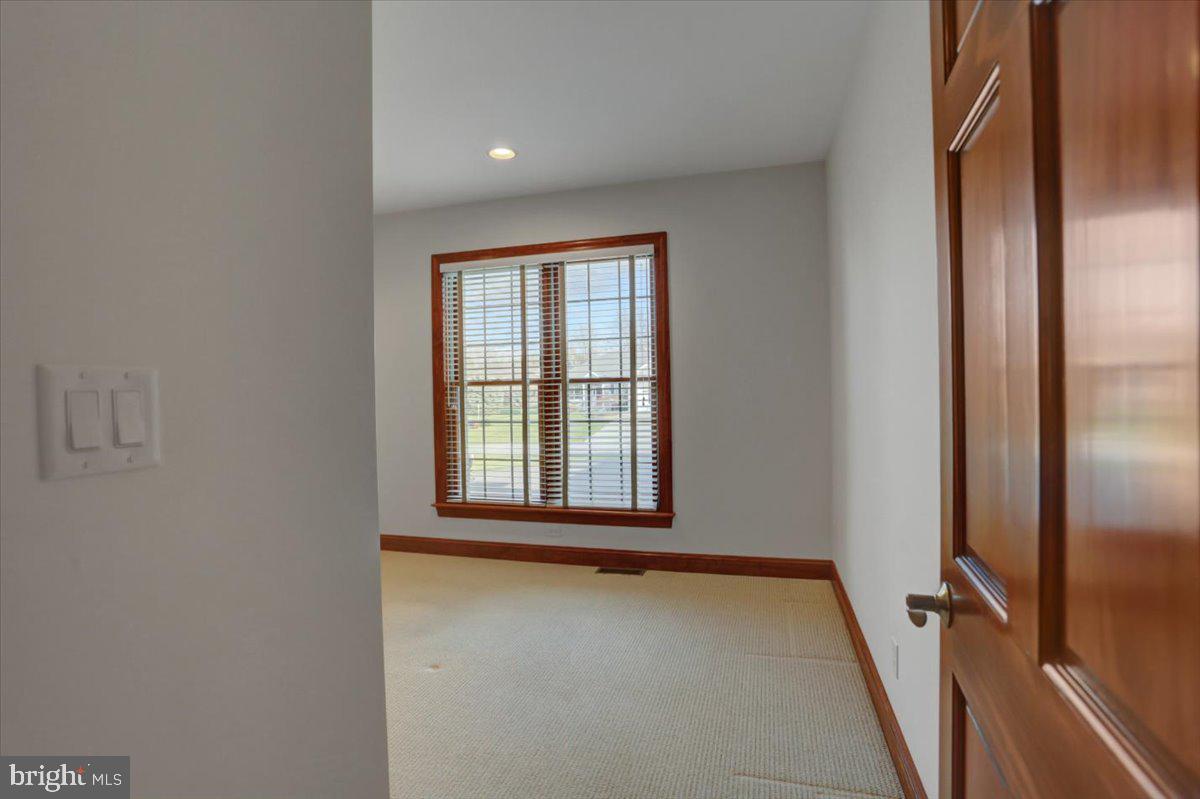 PENN NATIONAL ESTATES - Residential