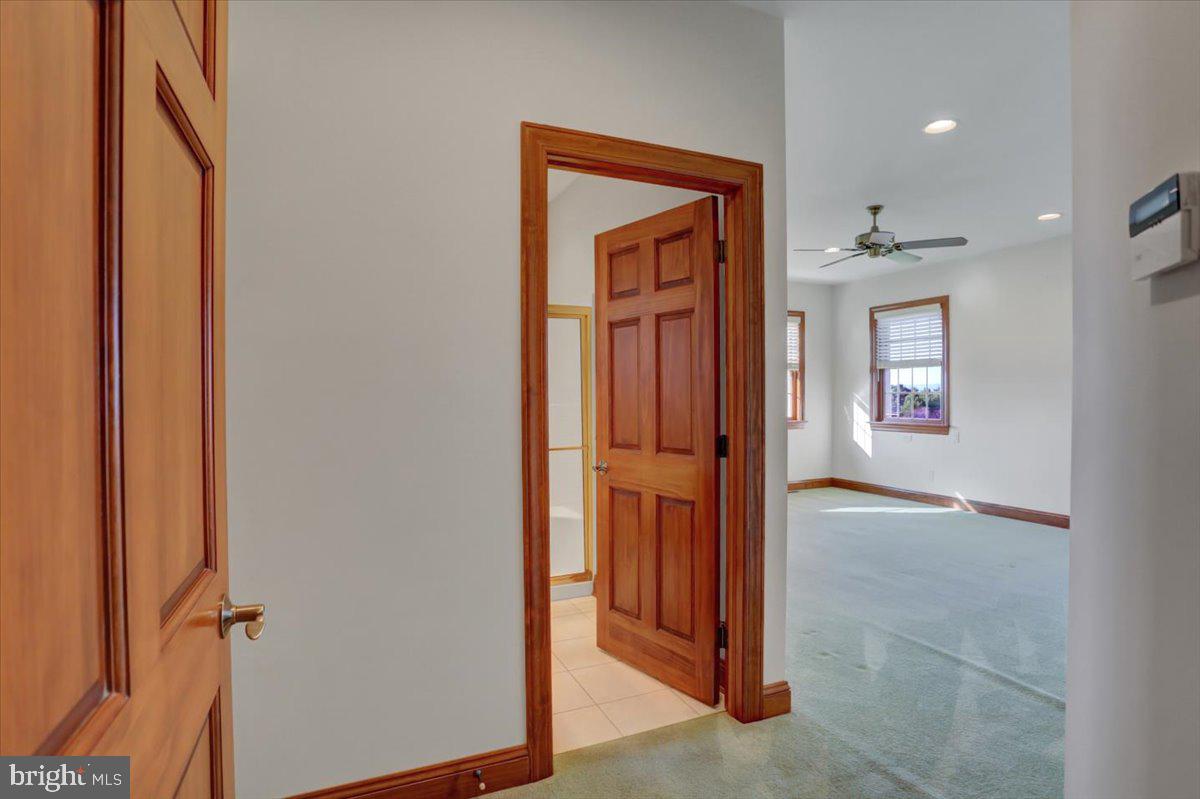 PENN NATIONAL ESTATES - Residential