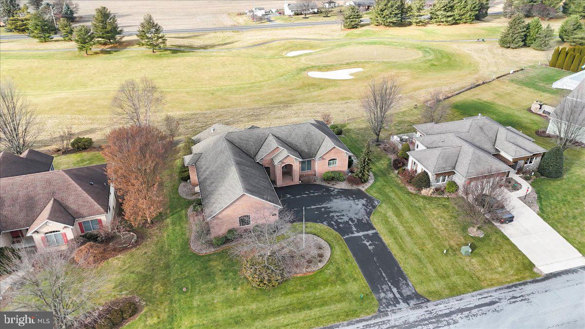 PENN NATIONAL ESTATES - Residential