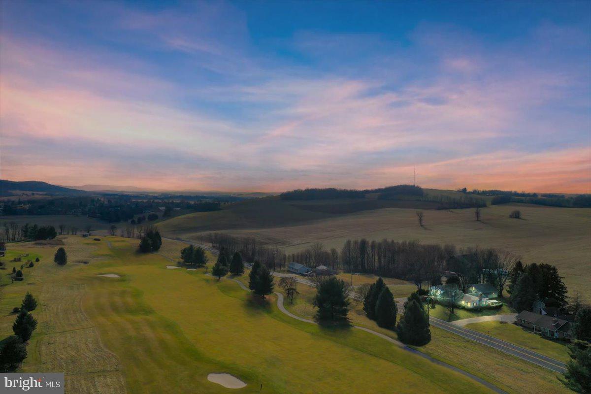 PENN NATIONAL ESTATES - Residential