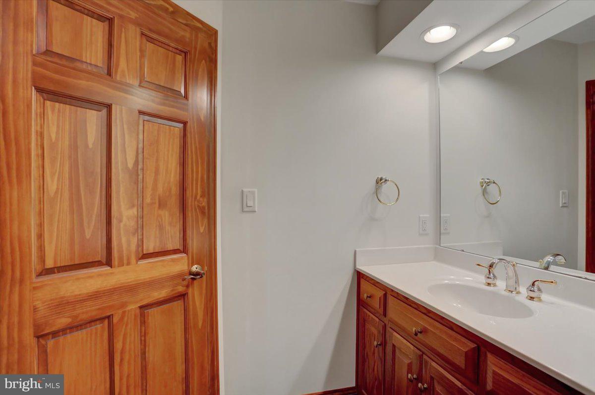 PENN NATIONAL ESTATES - Residential