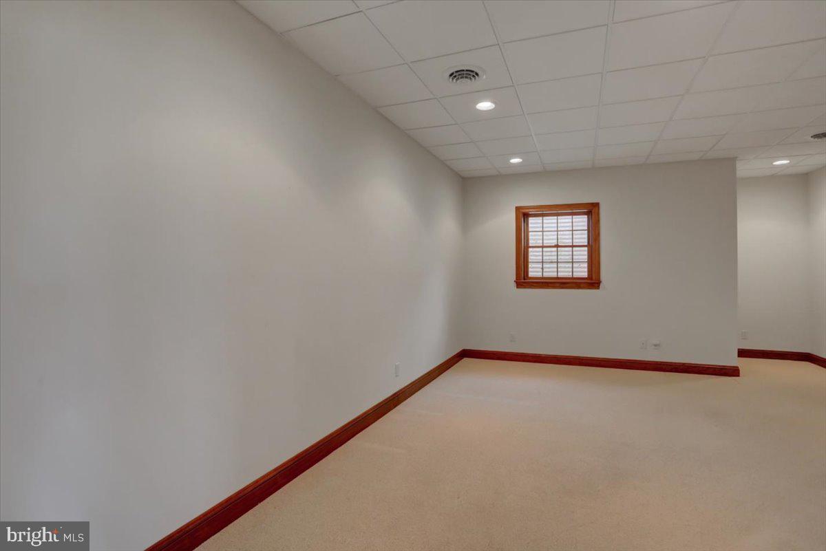 PENN NATIONAL ESTATES - Residential