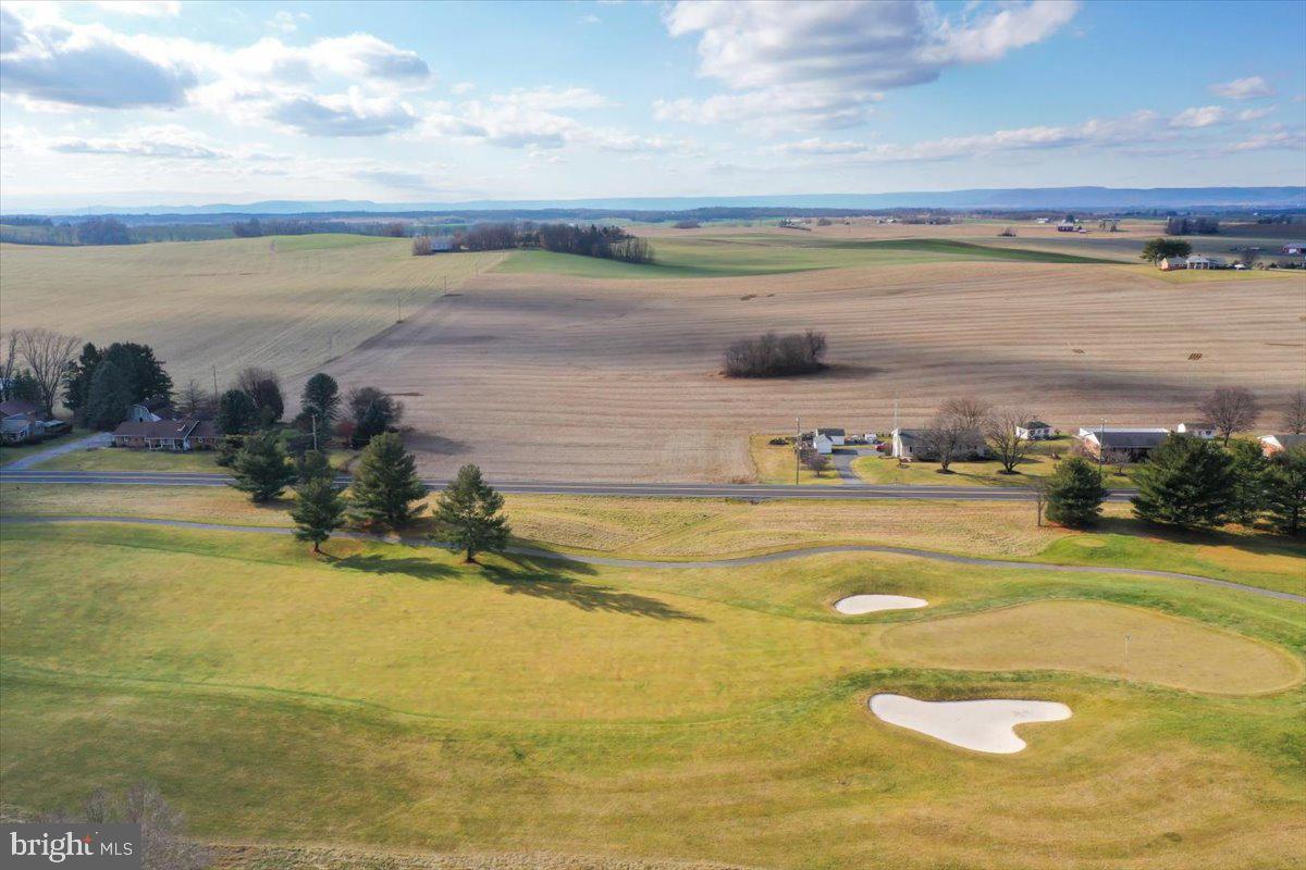 PENN NATIONAL ESTATES - Residential