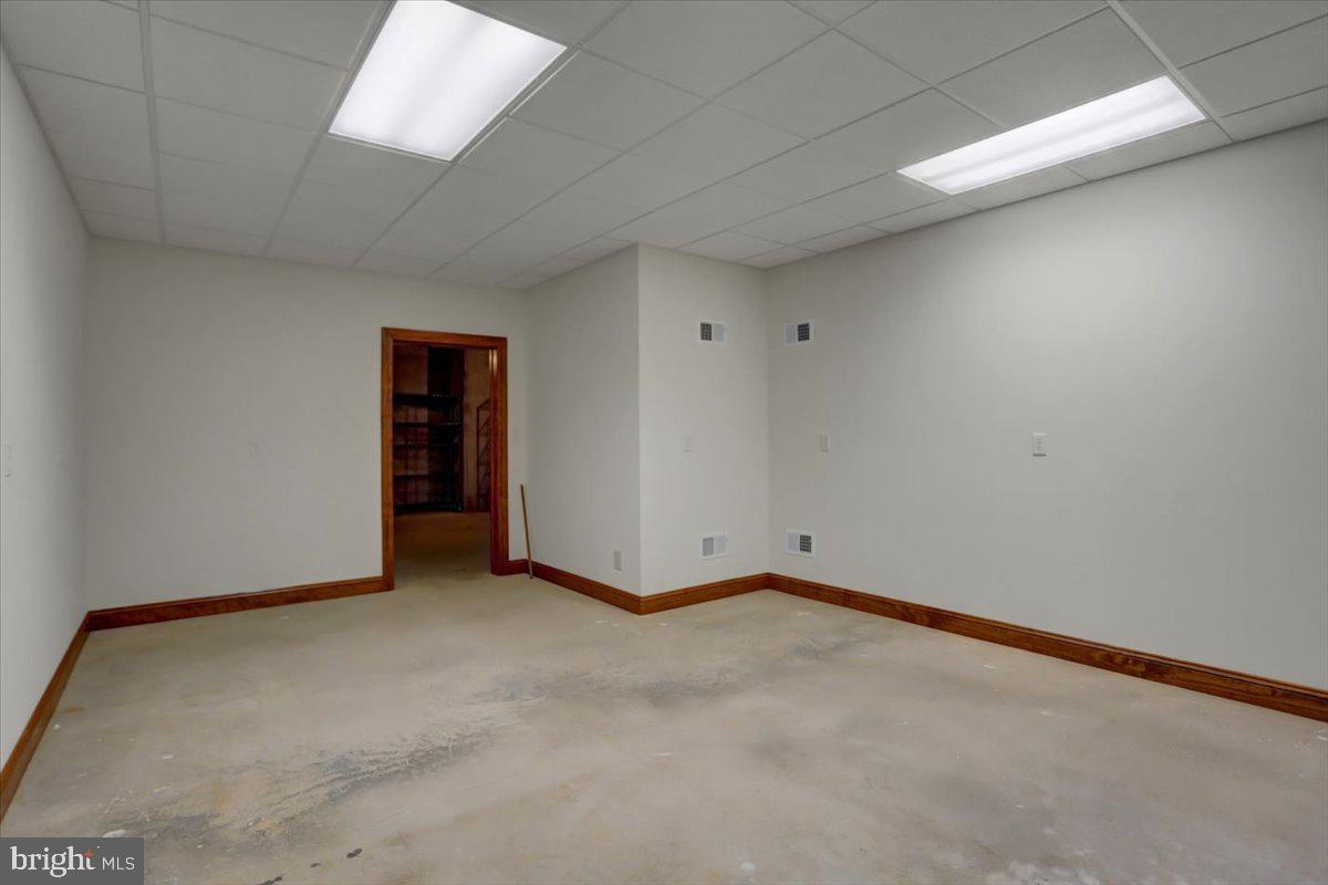 PENN NATIONAL ESTATES - Residential