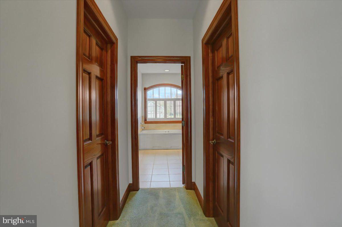 PENN NATIONAL ESTATES - Residential