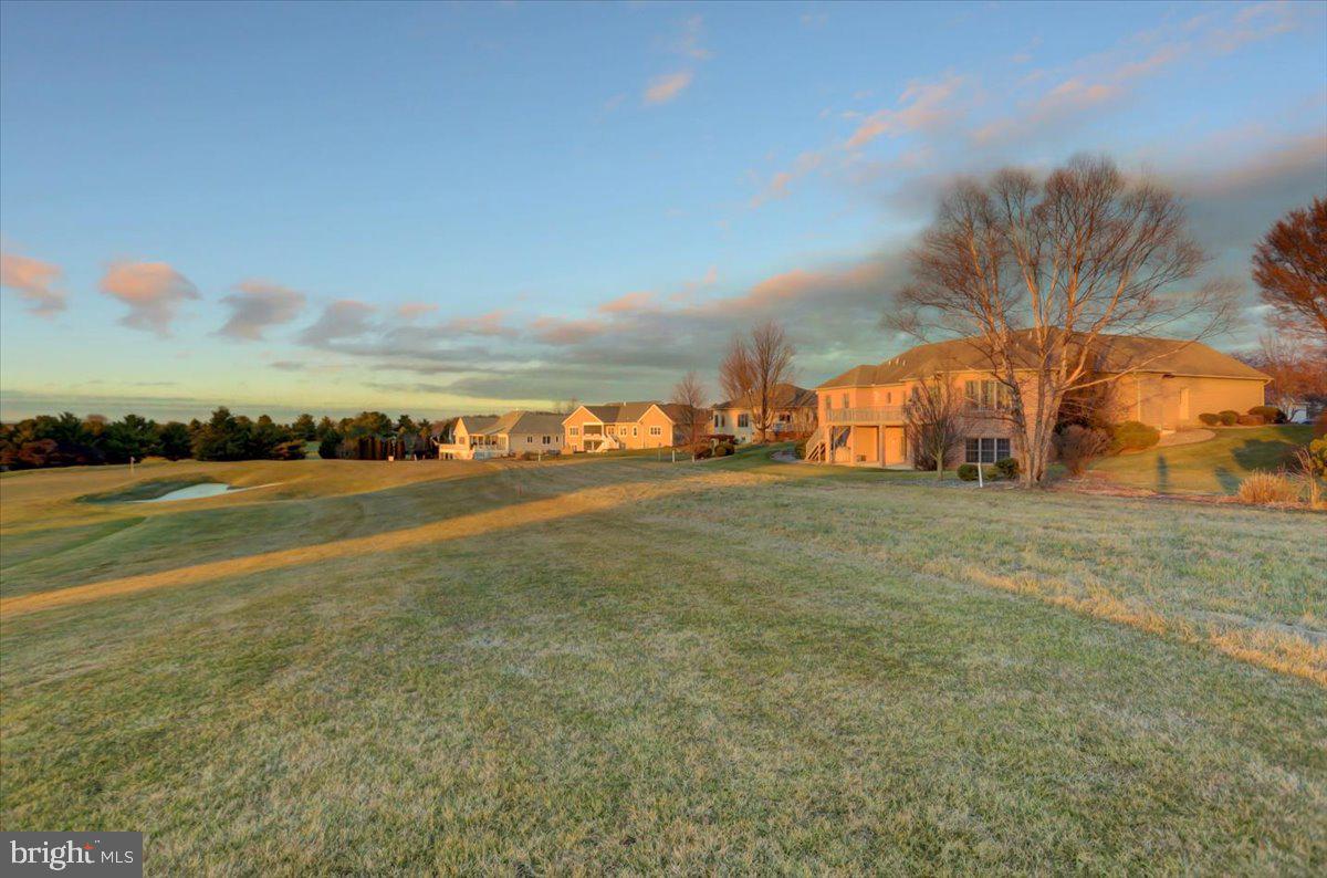 PENN NATIONAL ESTATES - Residential