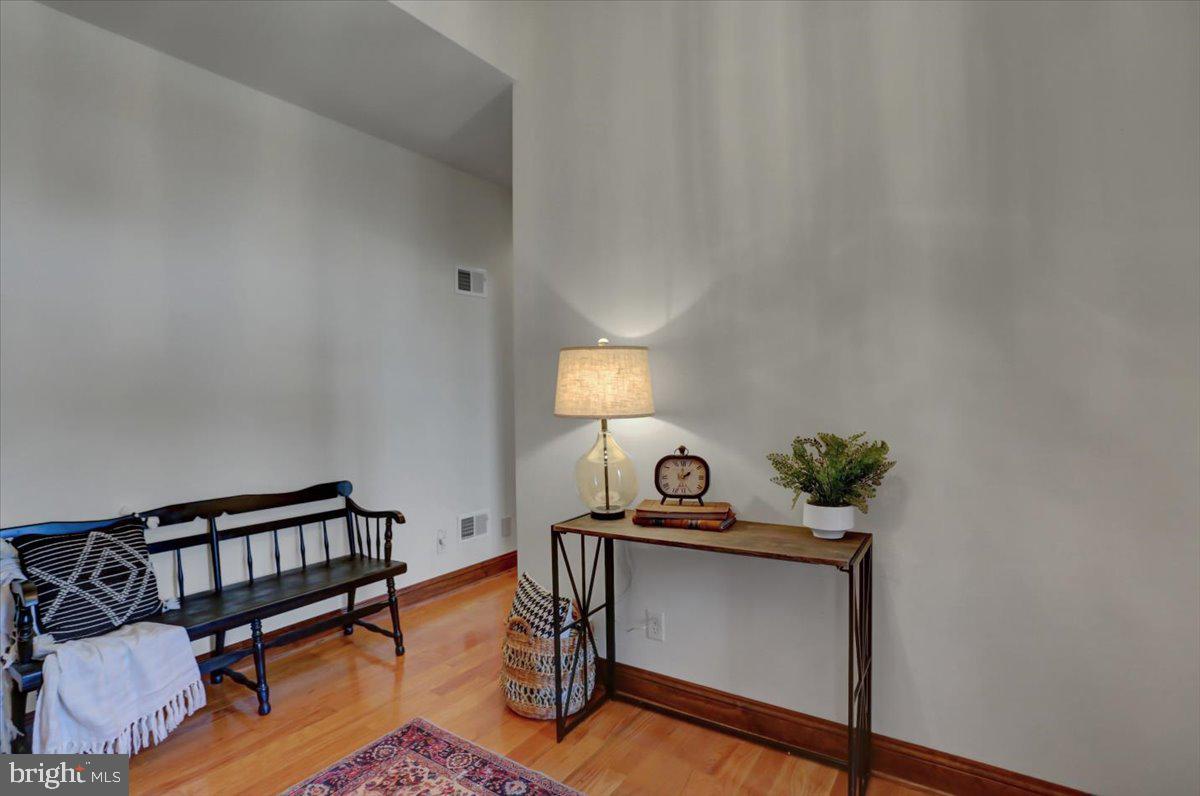 PENN NATIONAL ESTATES - Residential