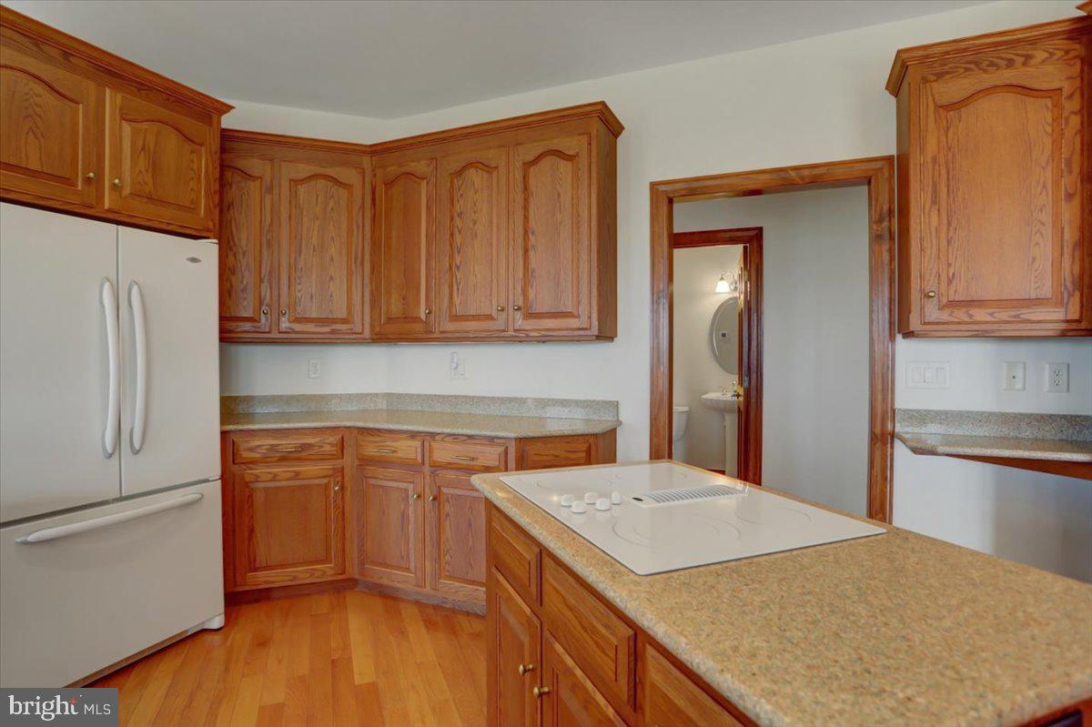 PENN NATIONAL ESTATES - Residential