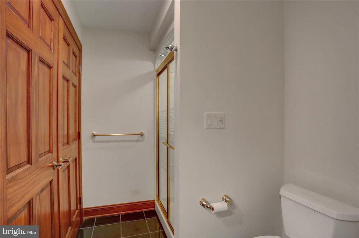 PENN NATIONAL ESTATES - Residential