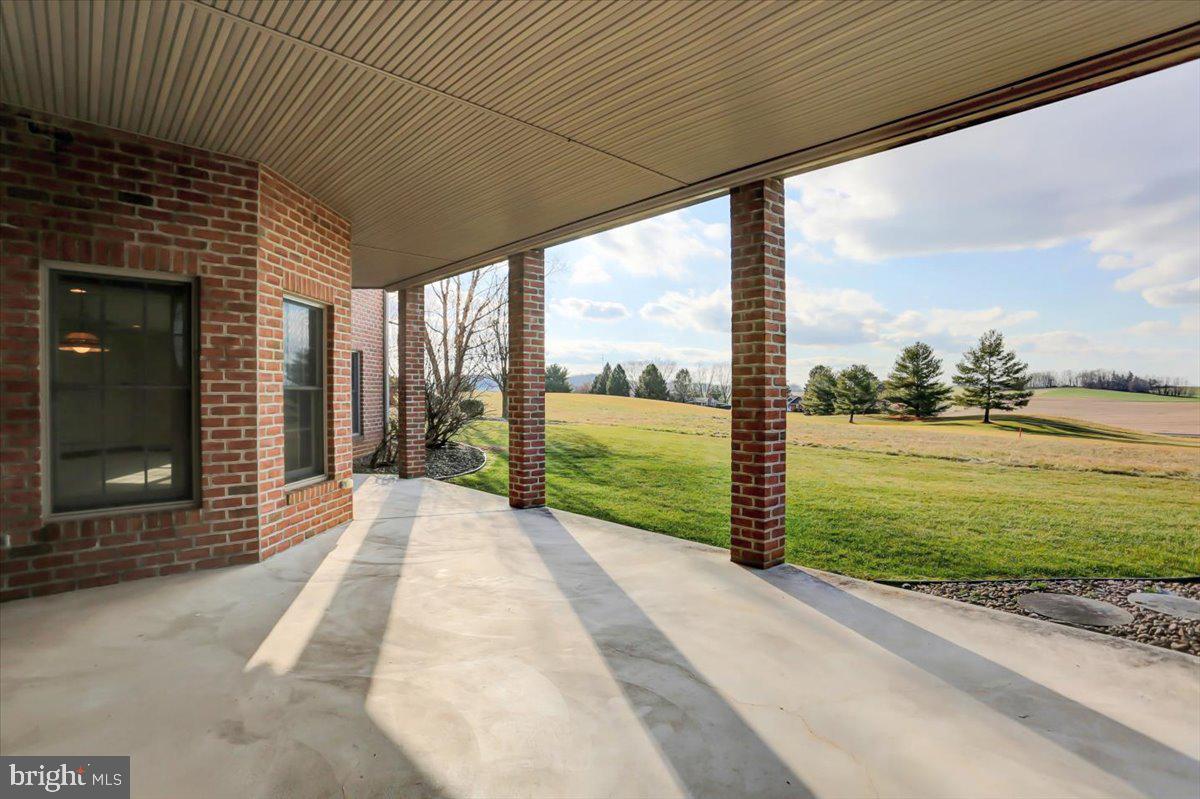 PENN NATIONAL ESTATES - Residential