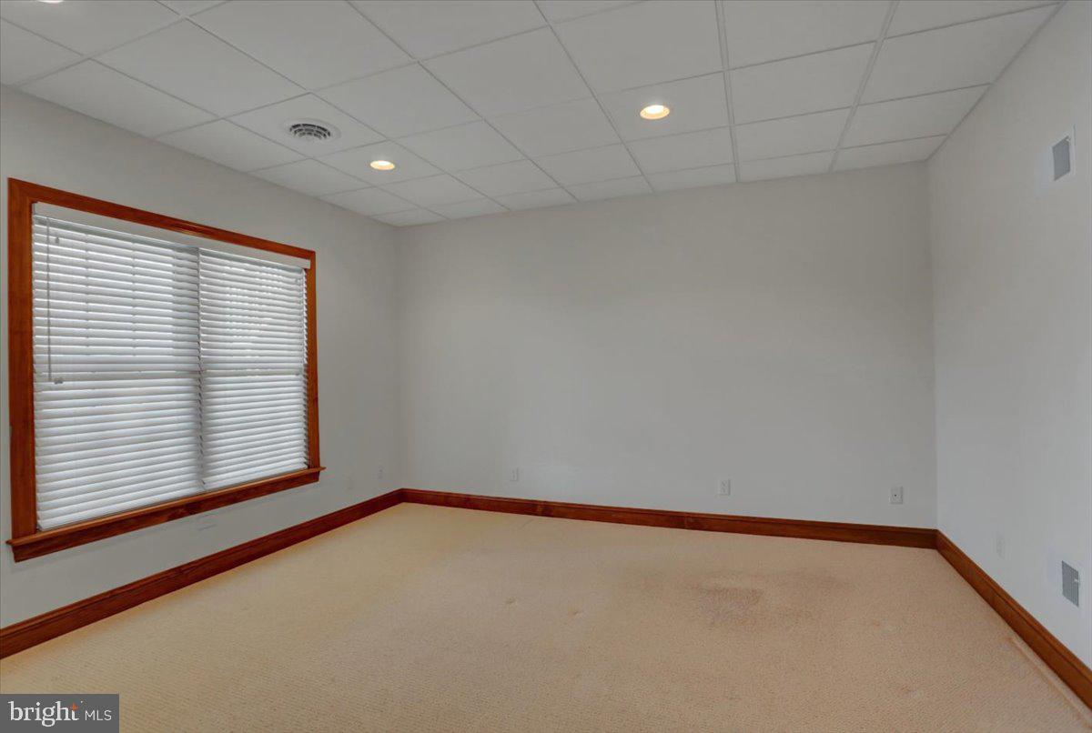 PENN NATIONAL ESTATES - Residential