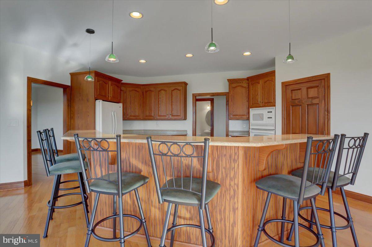 PENN NATIONAL ESTATES - Residential