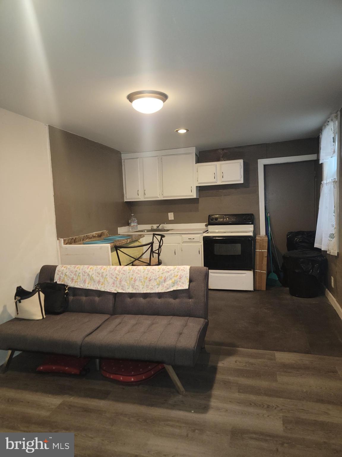 WEST PHILADELPHIA - Residential Lease